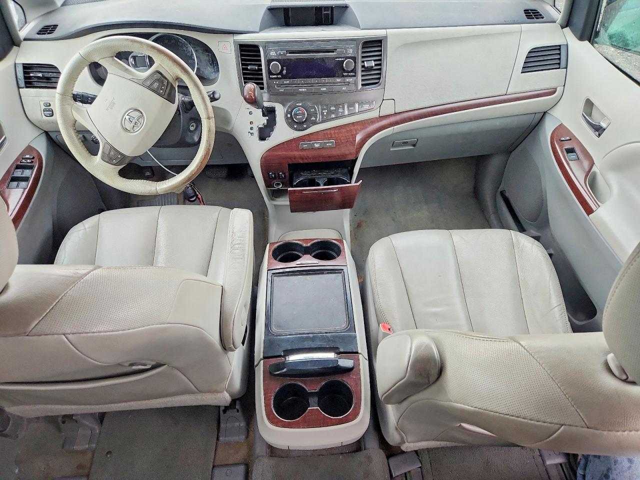 2012 Toyota Sienna Xle 7-passenger Серый vin: 5TDDK3DC2CS046223