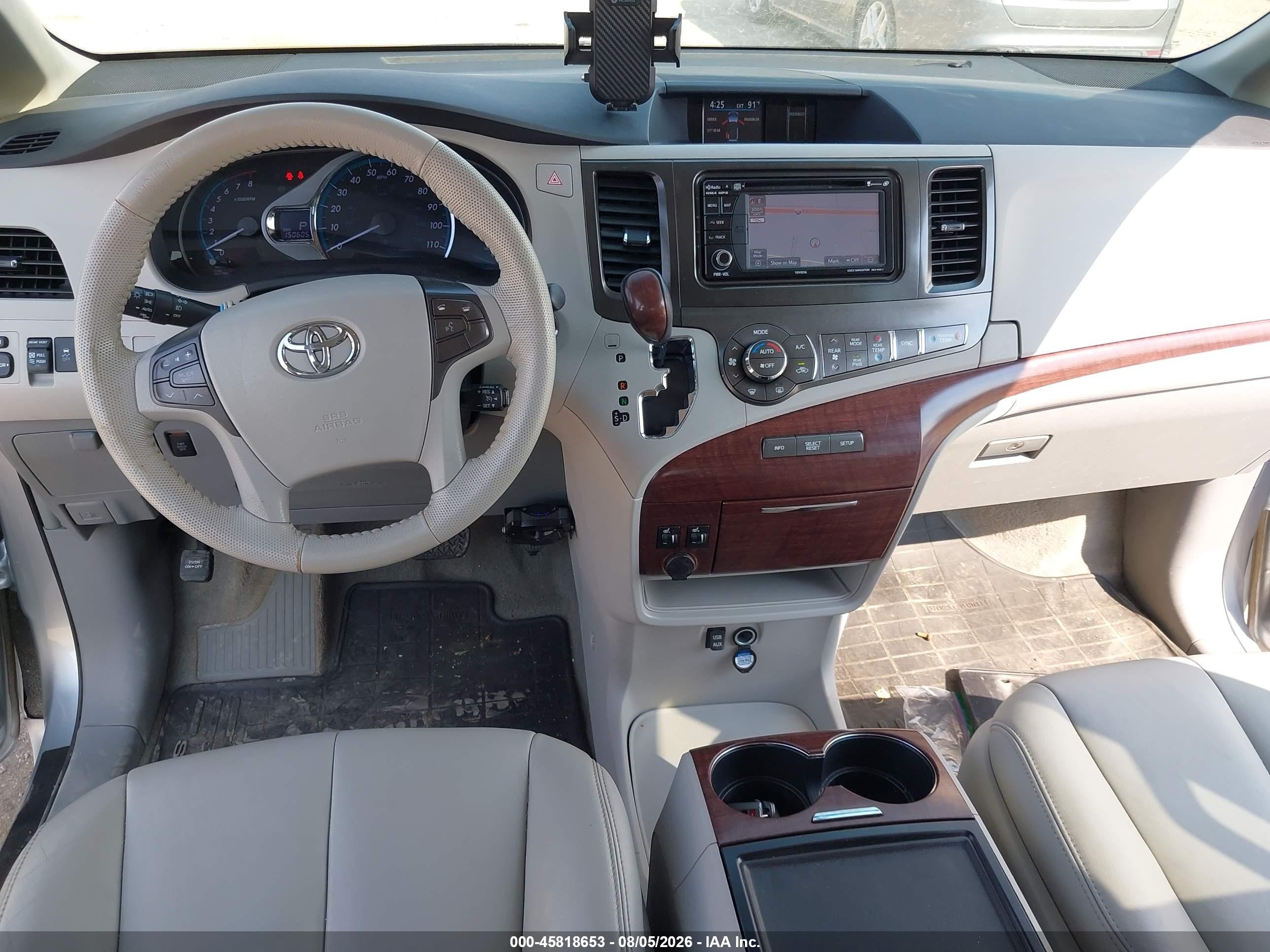 2013 Toyota Sienna Xle 7 Passenger Silver vin: 5TDDK3DC2DS056820