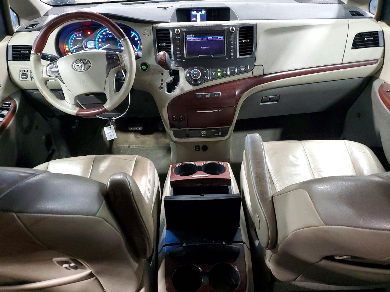 2013 Toyota Sienna Limited 7-passenger Черный vin: 5TDDK3DC2DS057871