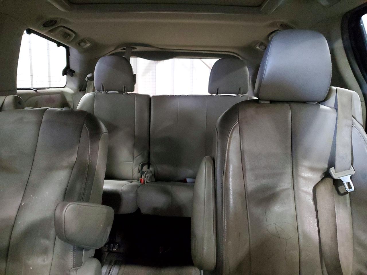 2013 Toyota Sienna Limited 7-passenger Черный vin: 5TDDK3DC2DS057871
