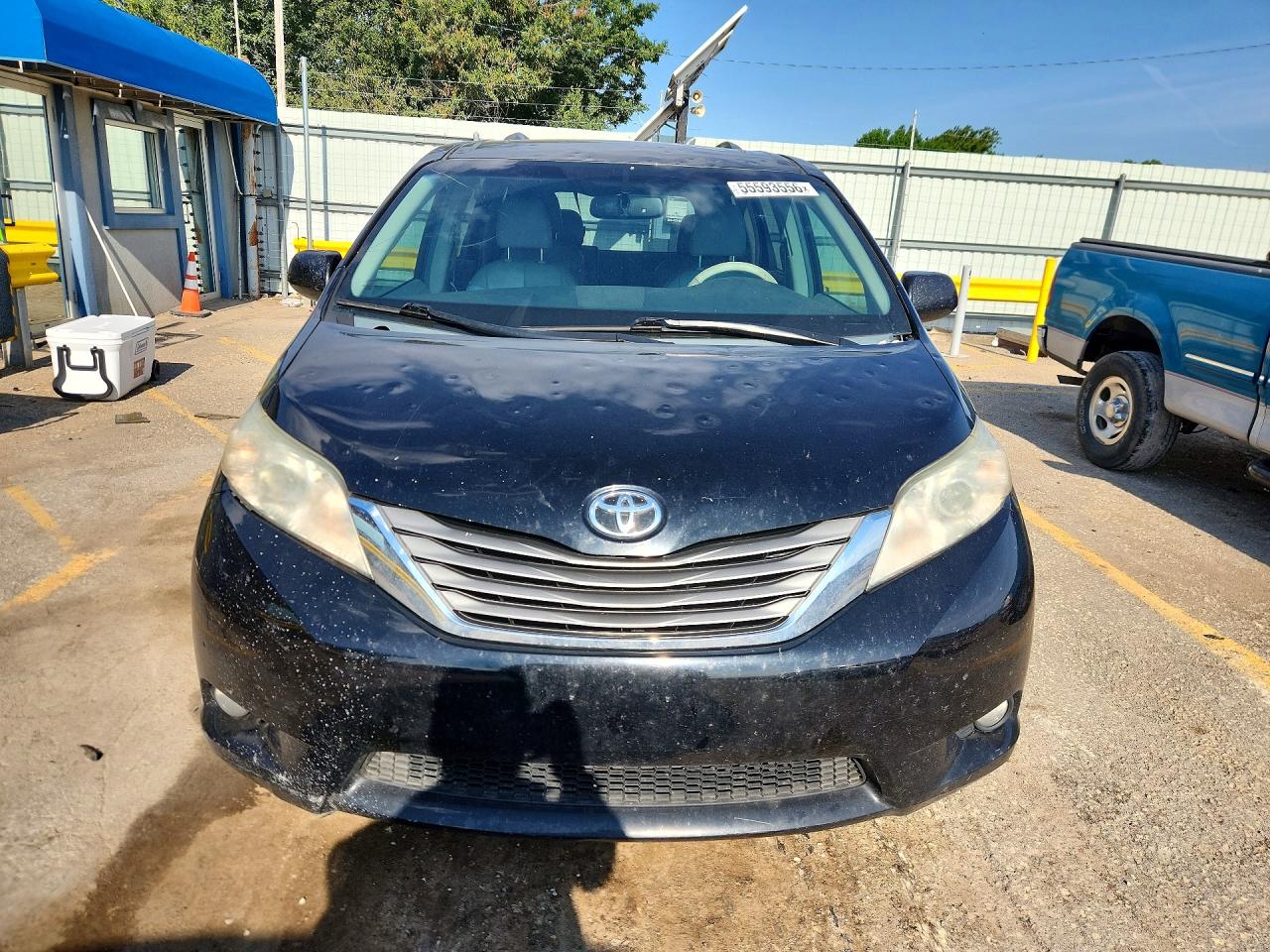 2014 Toyota Sienna Xle 7-passenger Black vin: 5TDDK3DC2ES076244