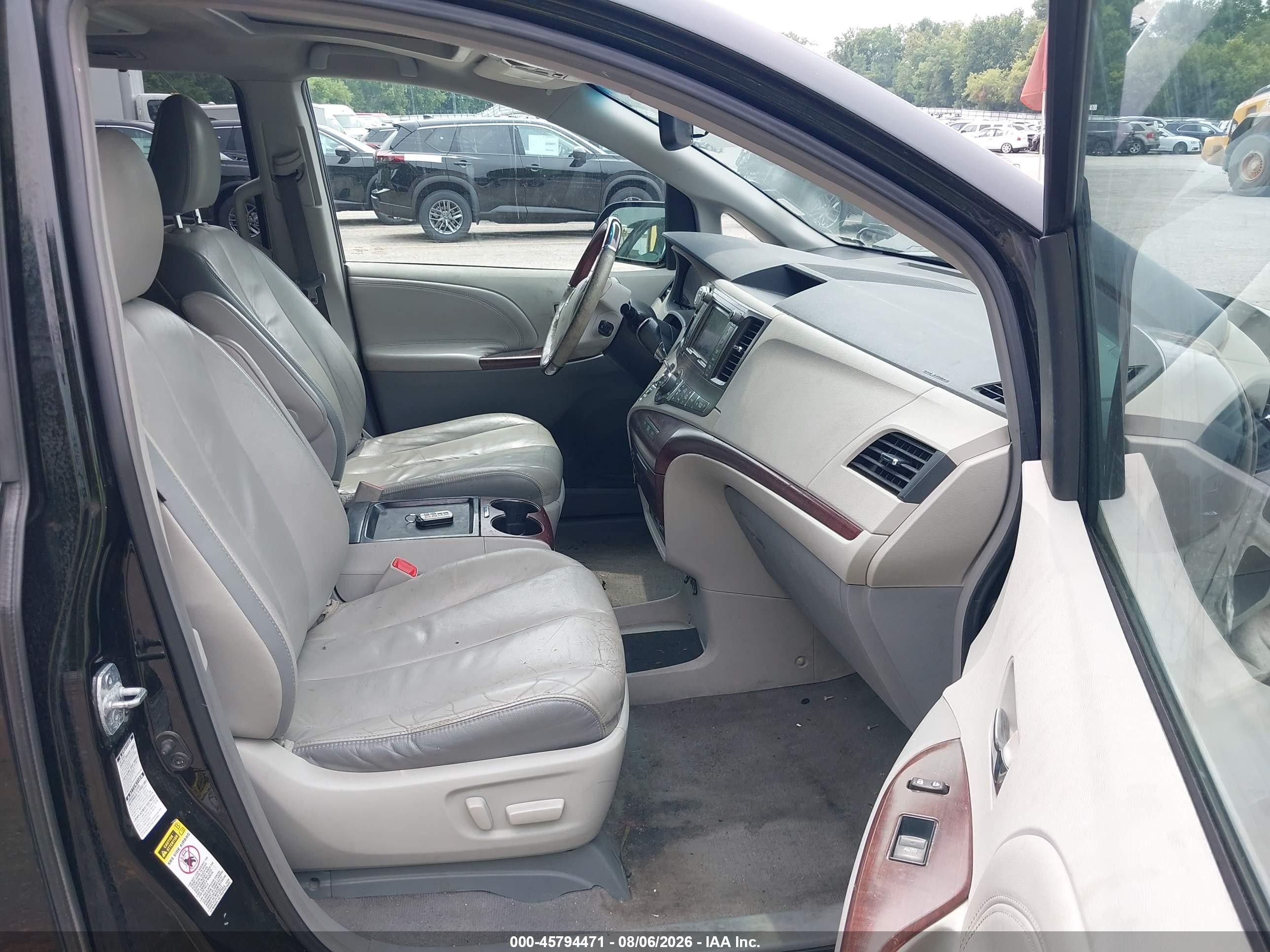 2011 Toyota Sienna Limited Black vin: 5TDDK3DC3BS006764