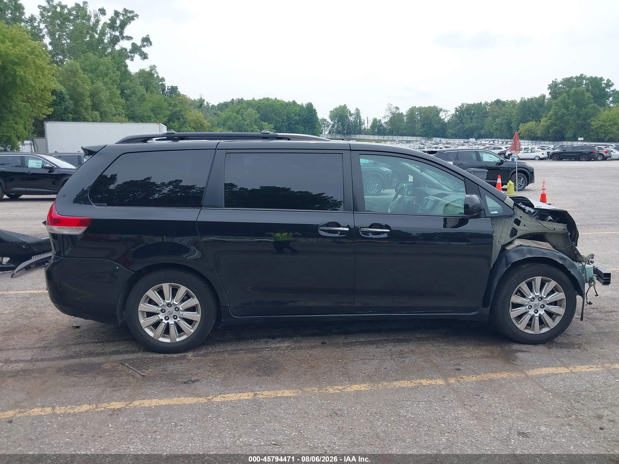2011 Toyota Sienna Limited Black vin: 5TDDK3DC3BS006764