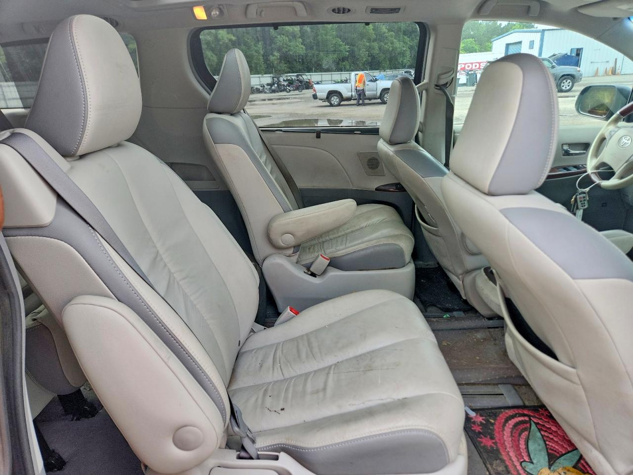 2011 Toyota Sienna Limited 7-passenger Gray vin: 5TDDK3DC3BS023113