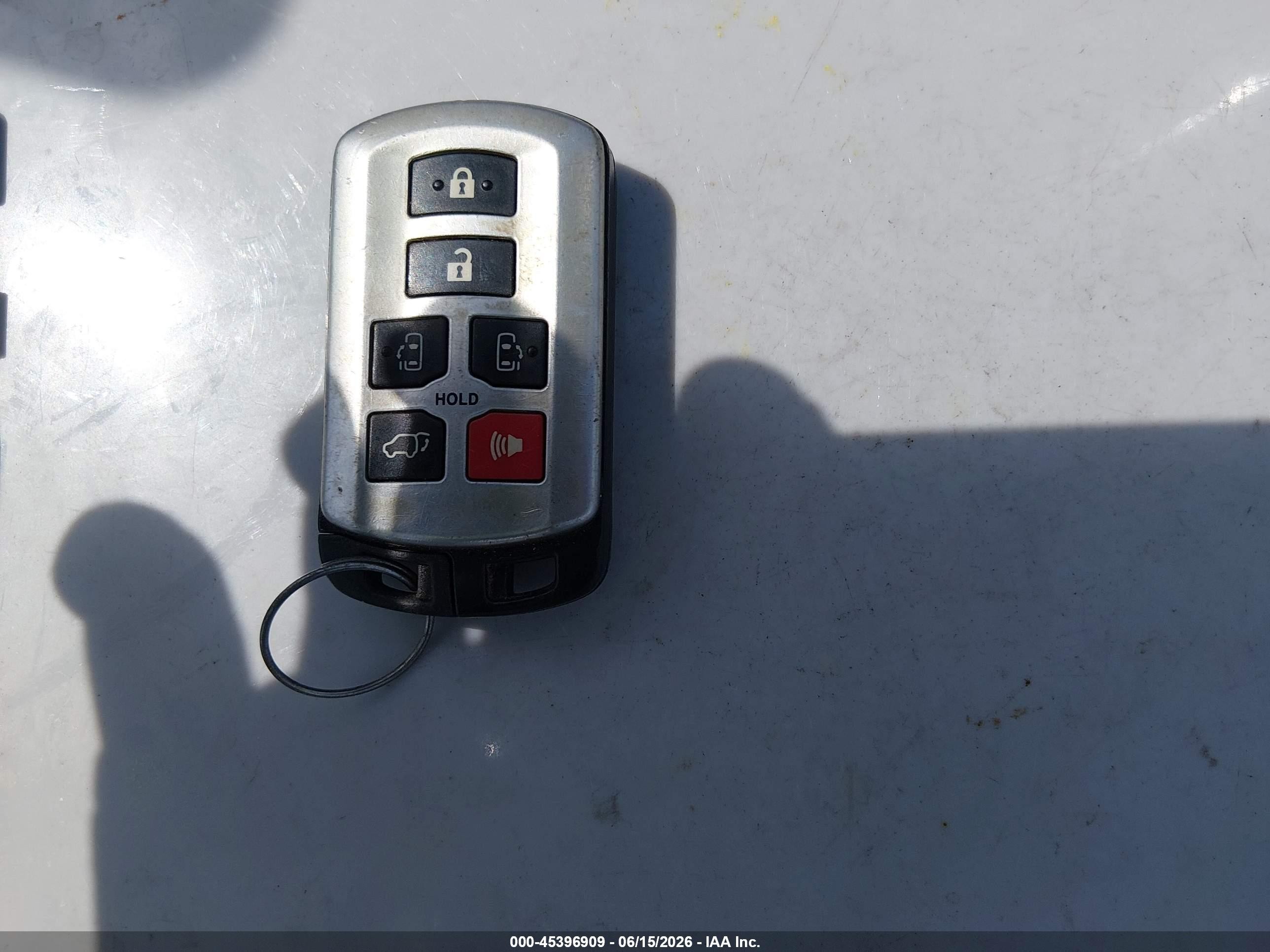 2011 Toyota Sienna Limited Черный vin: 5TDDK3DC3BS024956