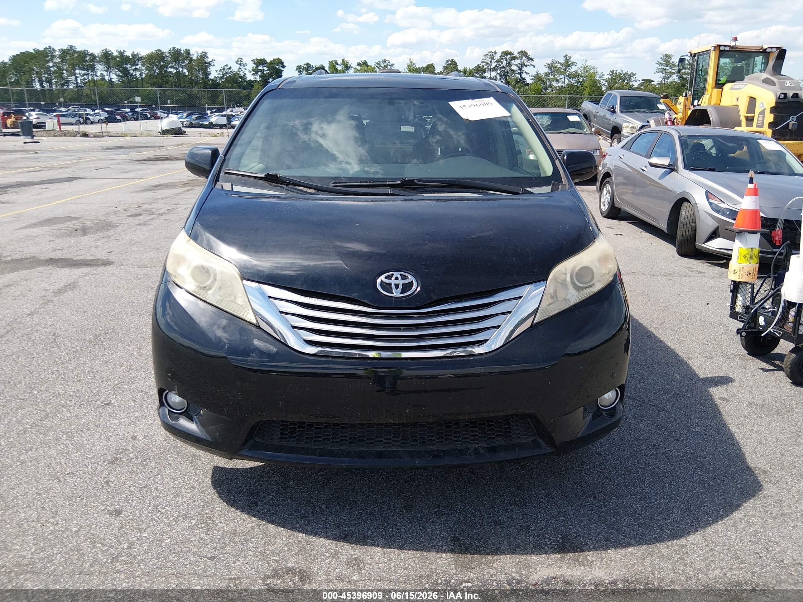 2011 Toyota Sienna Limited Черный vin: 5TDDK3DC3BS024956