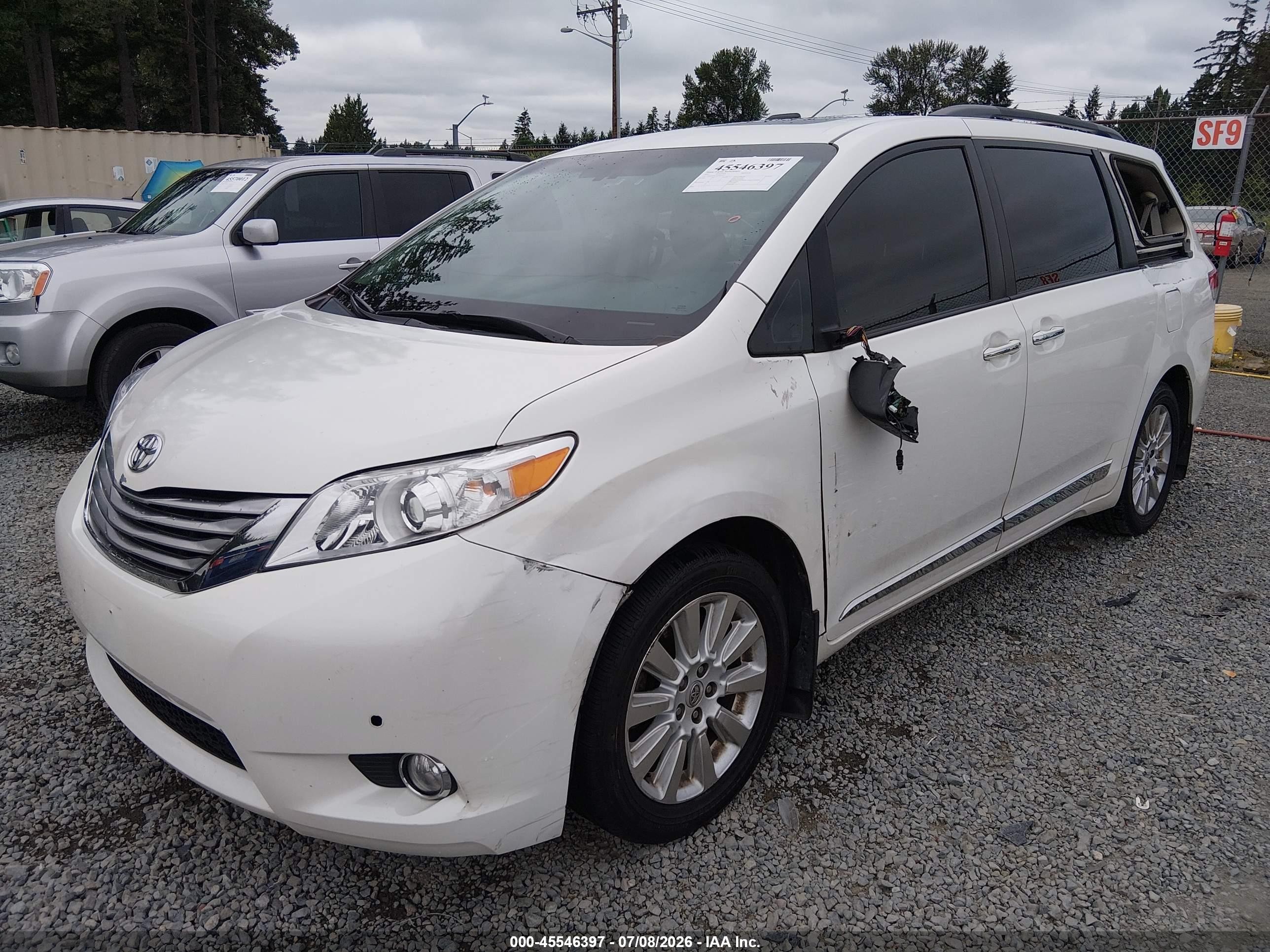 2012 Toyota Sienna Limited 7 Passenger White vin: 5TDDK3DC3CS032153