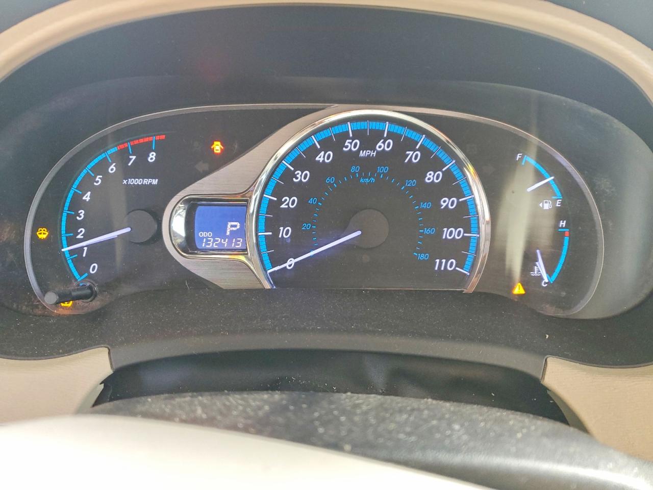 2012 Toyota Sienna Xle 7-passenger Бордовый vin: 5TDDK3DC3CS048823