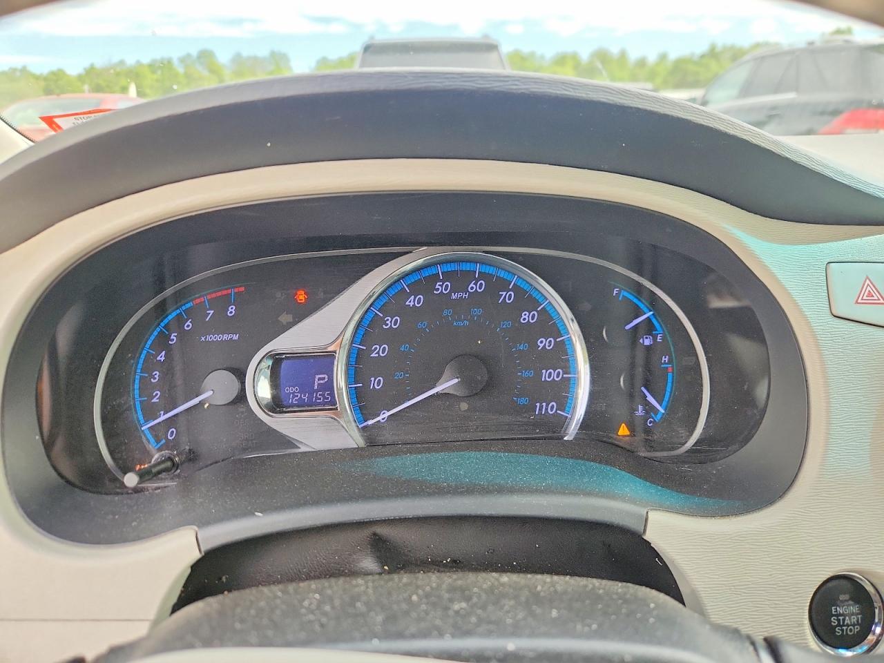 2013 Toyota Sienna Xle 7-passenger Серебряный vin: 5TDDK3DC3DS057913
