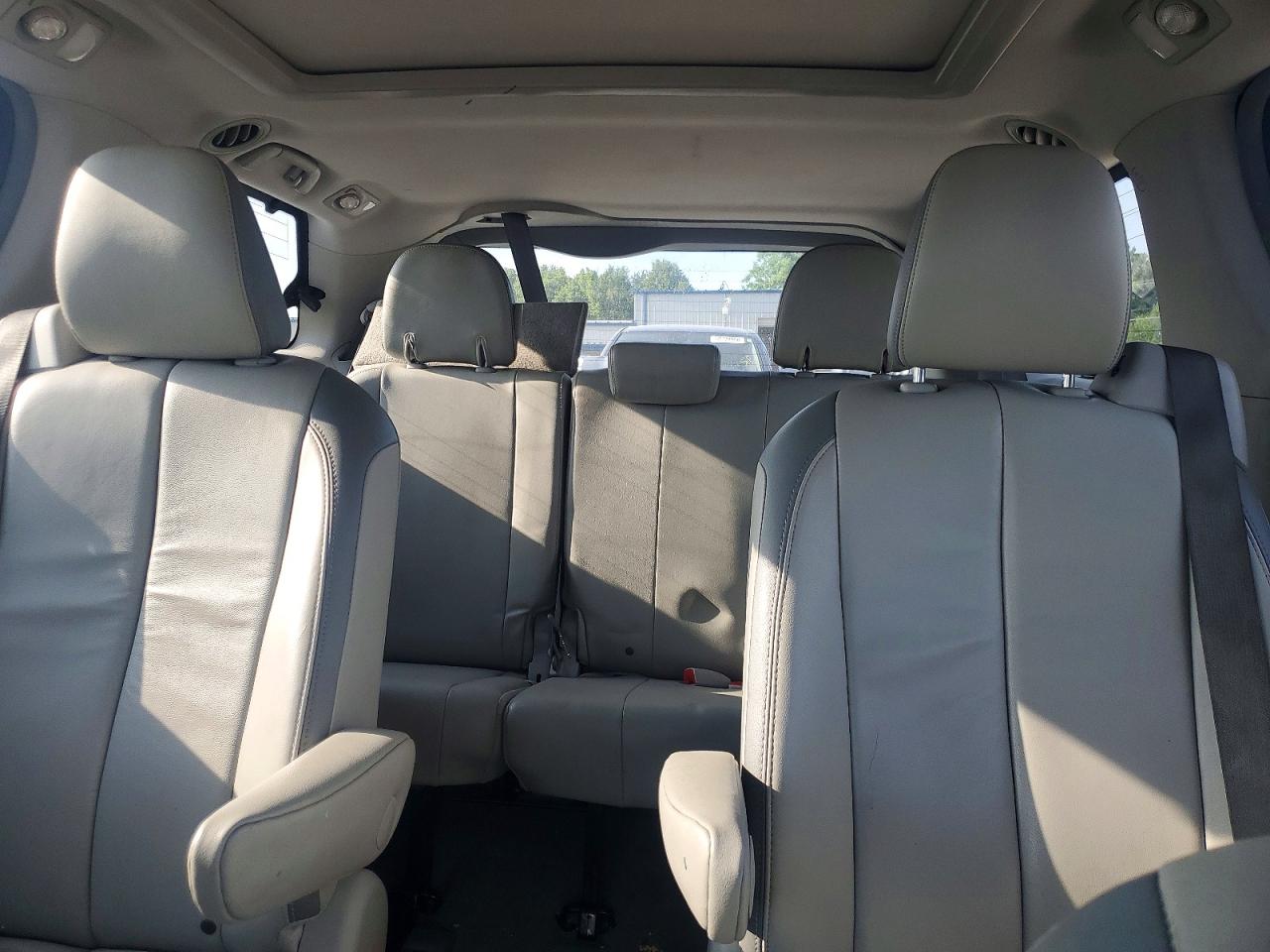 2013 Toyota Sienna Limited 7-passenger Black vin: 5TDDK3DC3DS061119
