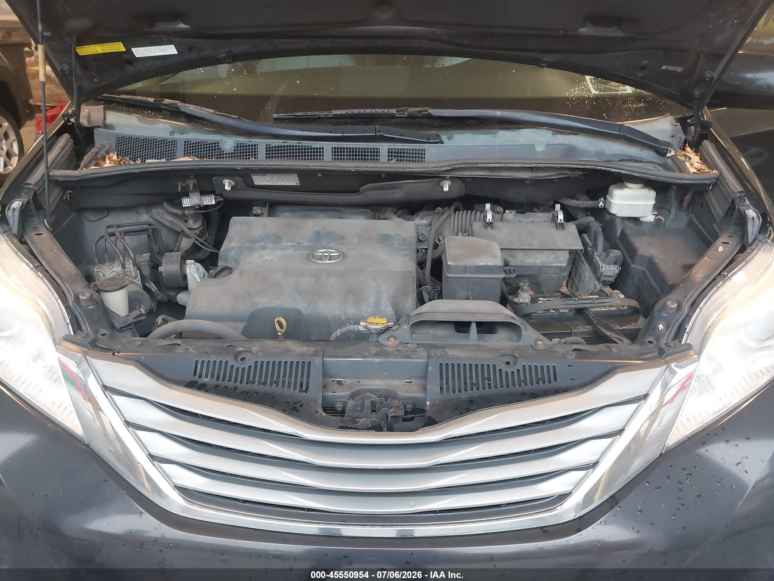 2013 Toyota Sienna Xle 7 Passenger Black vin: 5TDDK3DC3DS066692