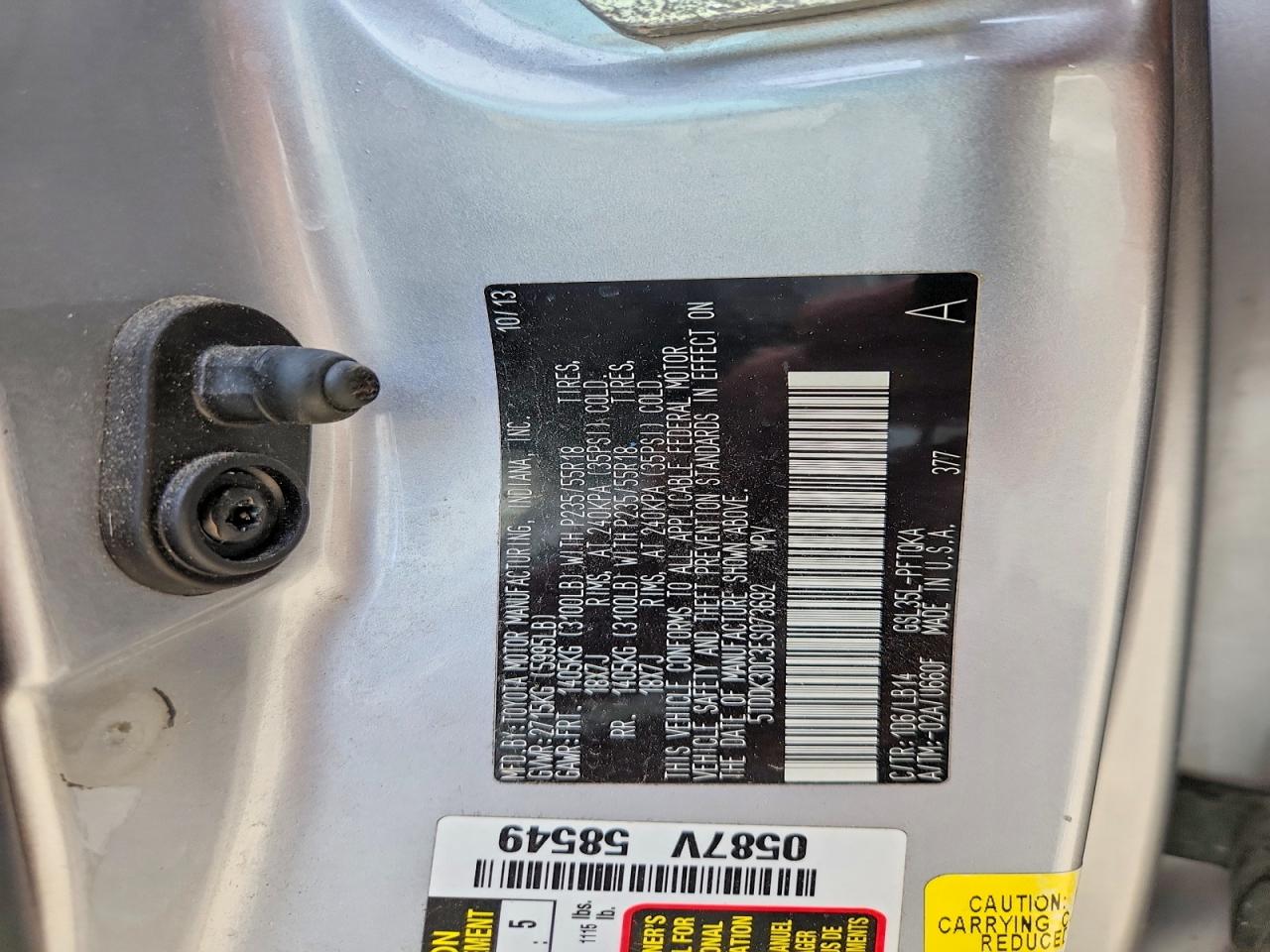 2014 Toyota Sienna Xle 7-passenger Silver vin: 5TDDK3DC3ES073692