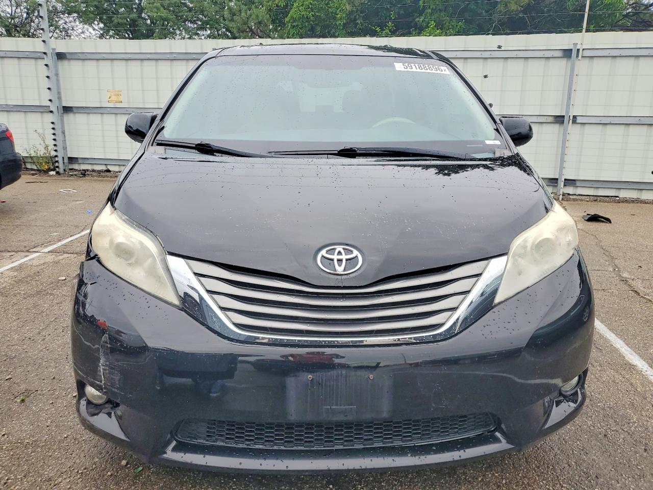 2014 Toyota Sienna Xle 7-passenger Black vin: 5TDDK3DC3ES089407