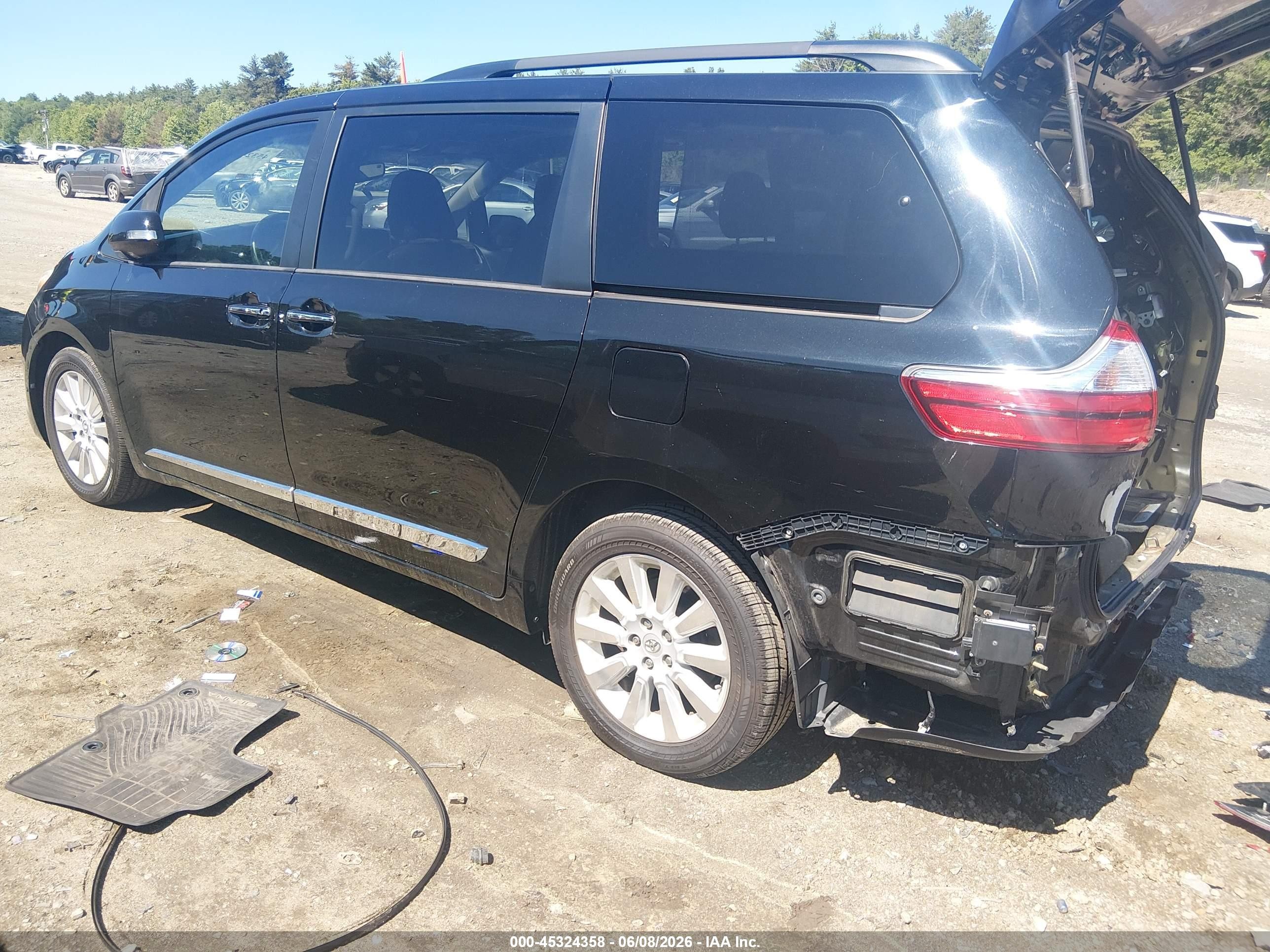2015 Toyota Sienna Limited Premium 7 Passenger Black vin: 5TDDK3DC3FS102836
