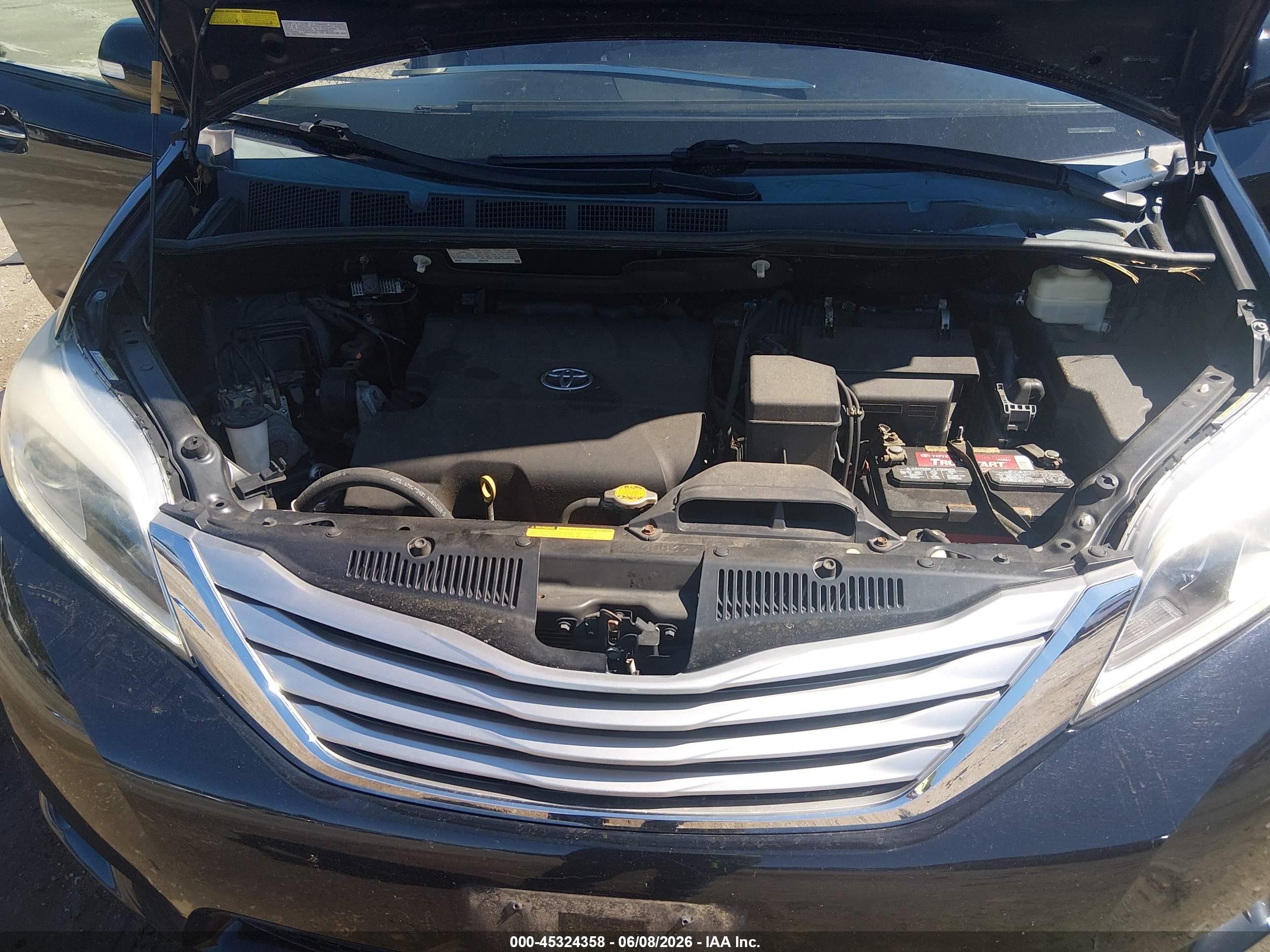 2015 Toyota Sienna Limited Premium 7 Passenger Black vin: 5TDDK3DC3FS102836