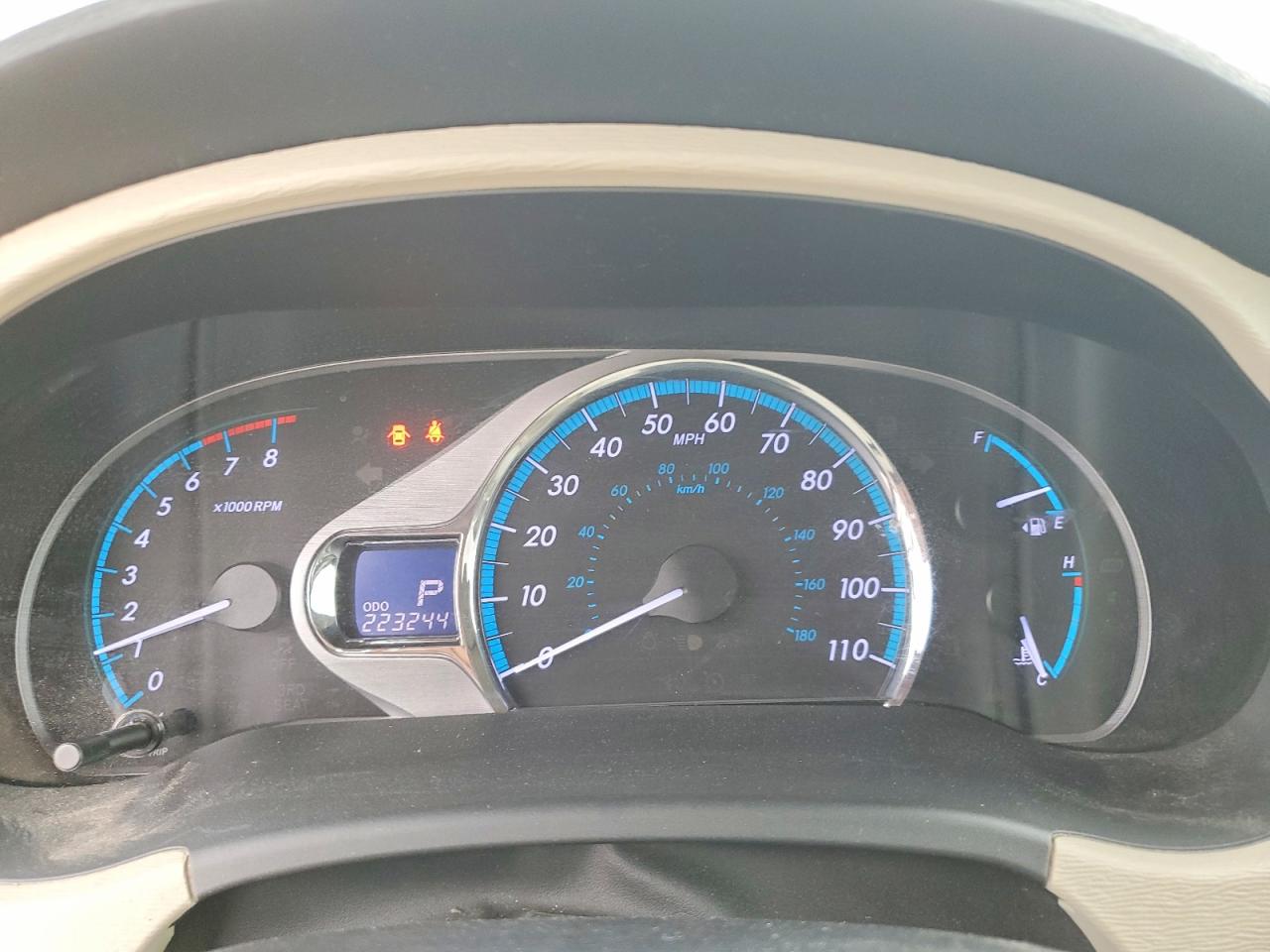 2011 Toyota Sienna Limited 7-passenger White vin: 5TDDK3DC4BS004358