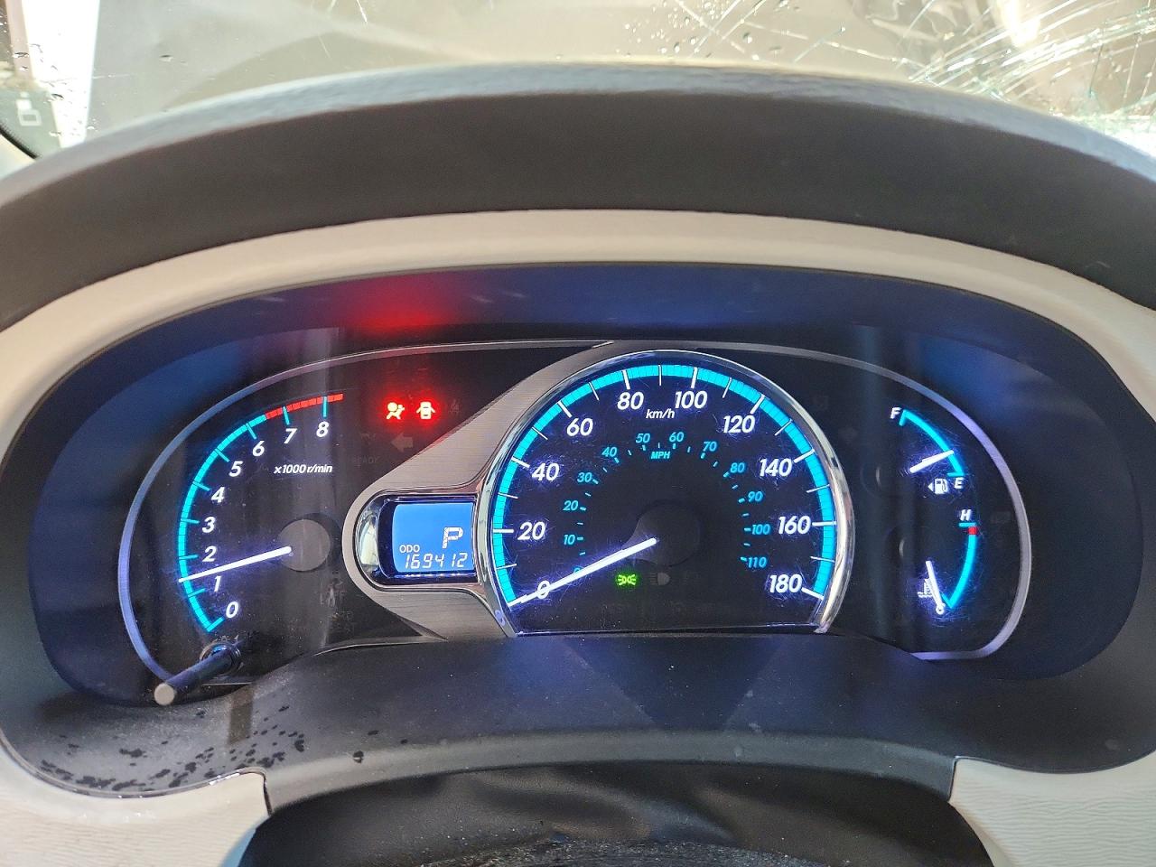2011 Toyota Sienna Xle 7-passenger Gray vin: 5TDDK3DC4BS006952