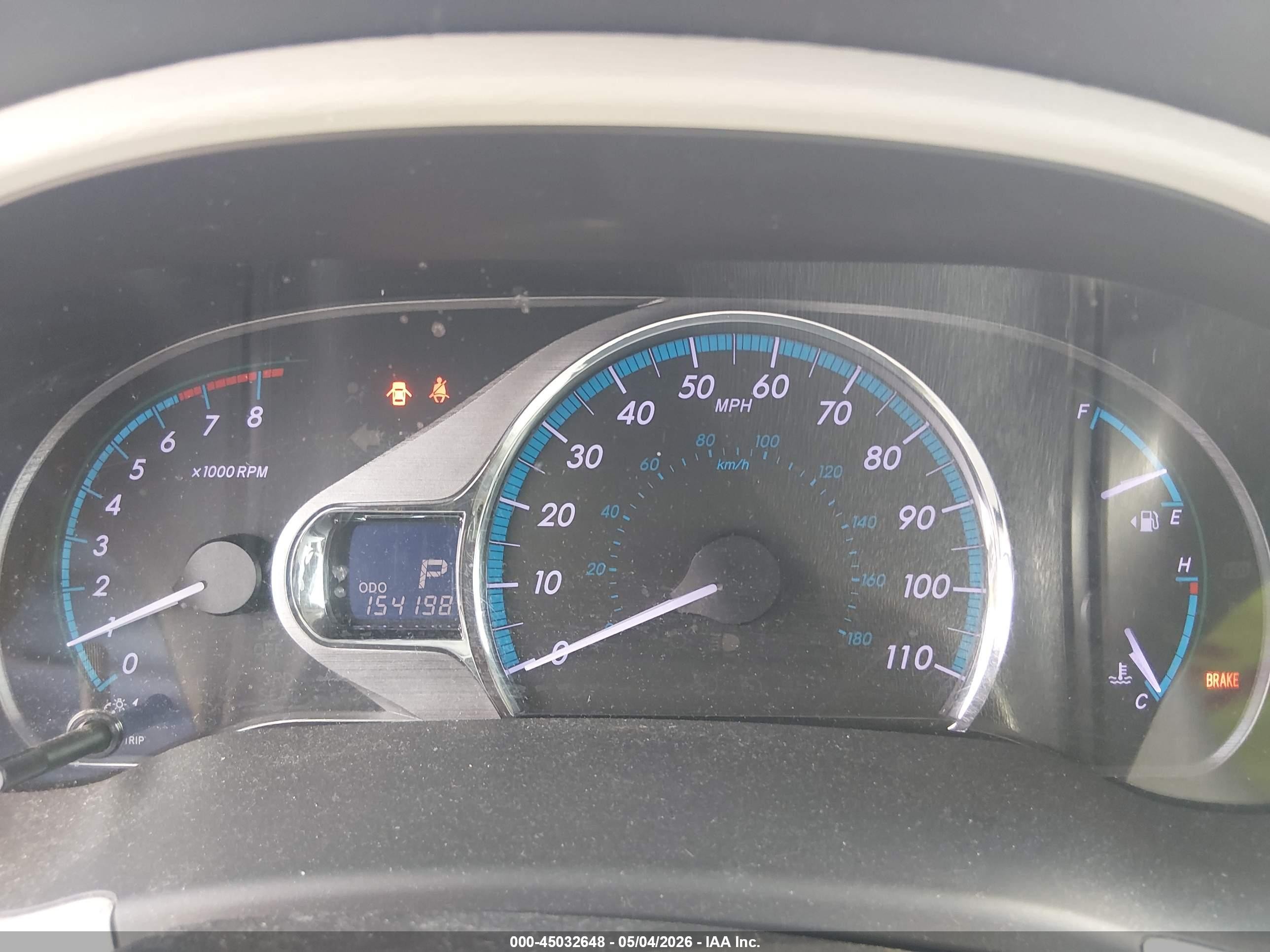 2011 Toyota Sienna Limited Red vin: 5TDDK3DC4BS019927