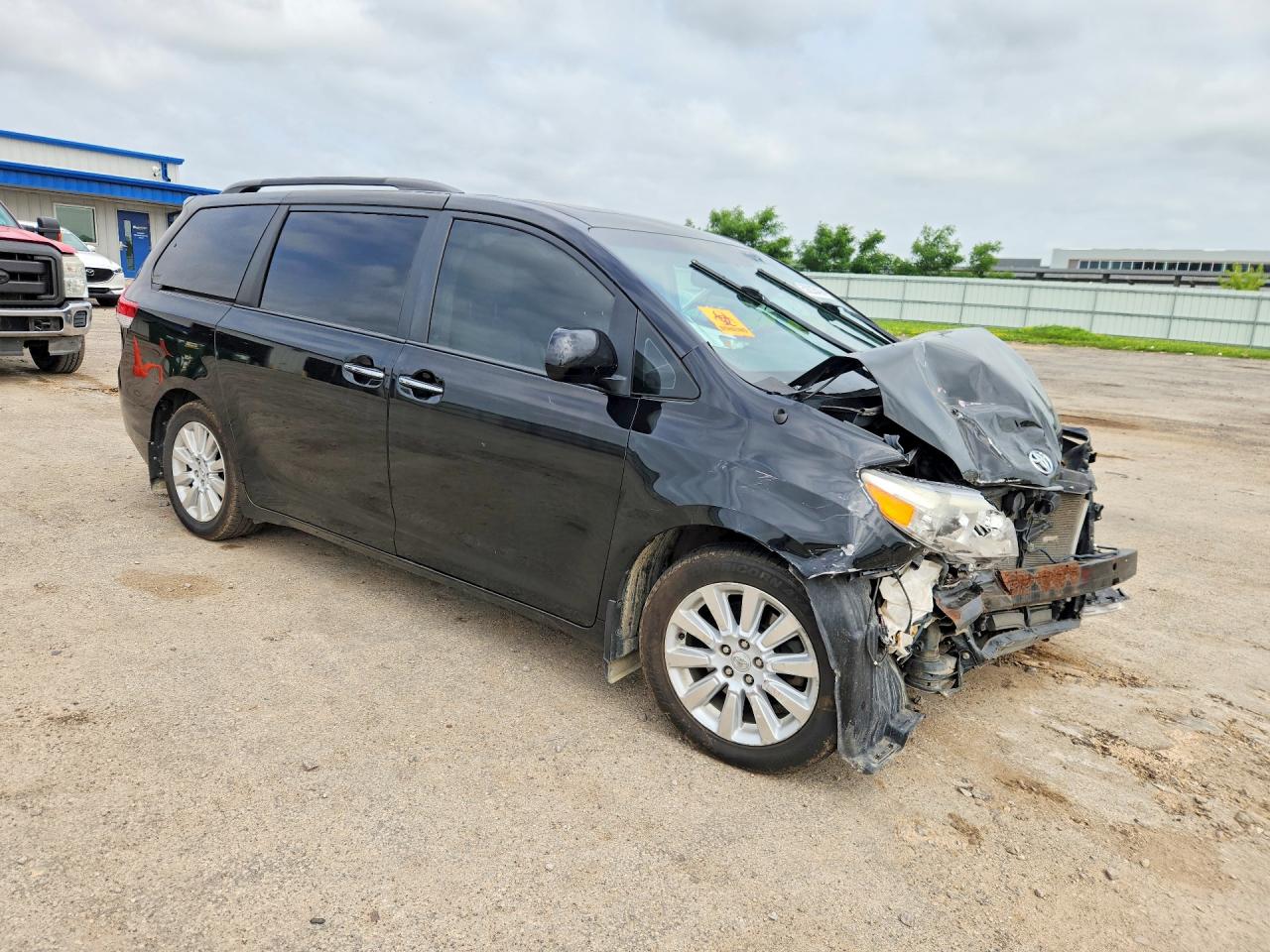2012 Toyota Sienna Xle 7-passenger Black vin: 5TDDK3DC4CS046482