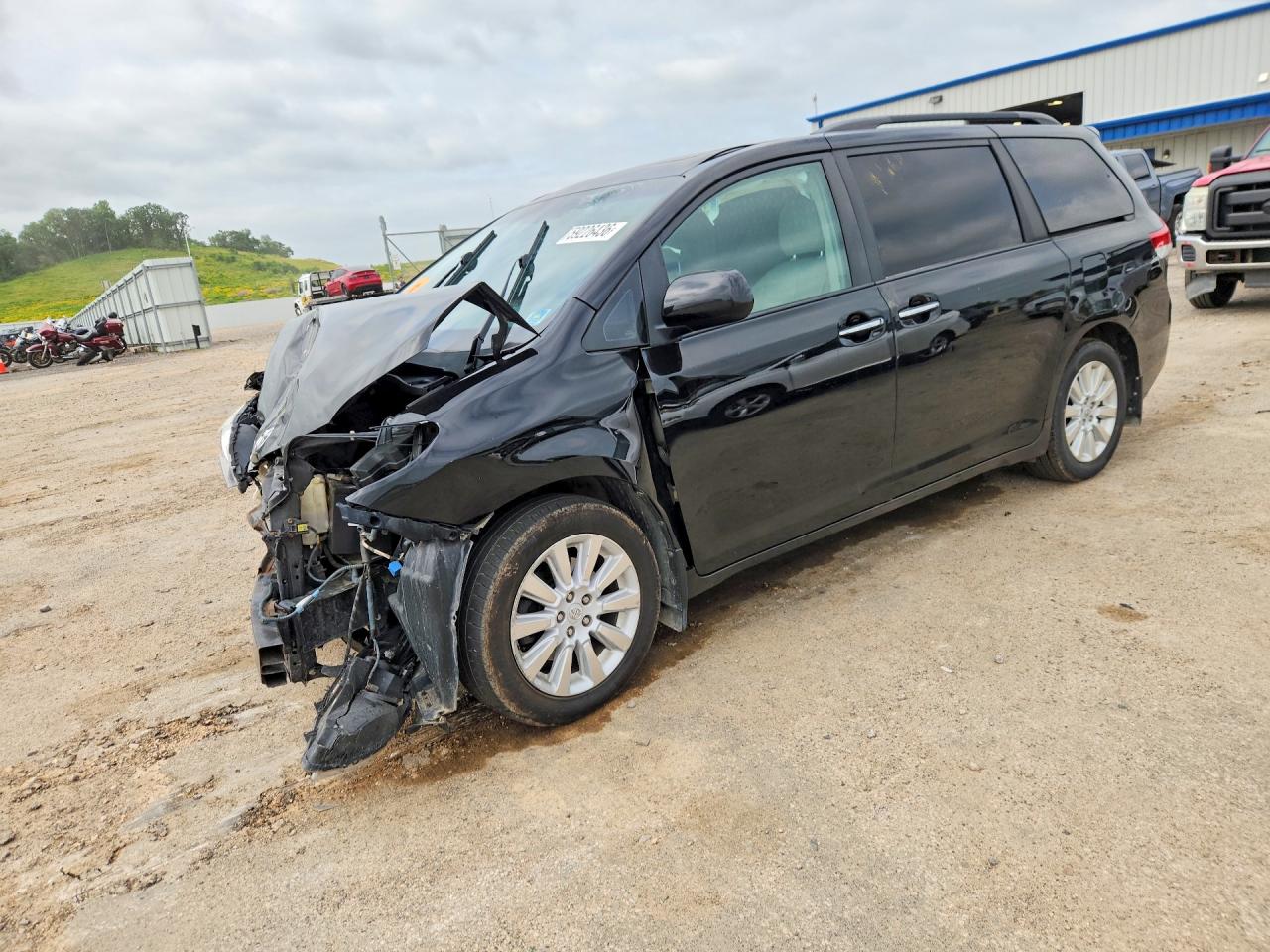 2012 Toyota Sienna Xle 7-passenger Black vin: 5TDDK3DC4CS046482