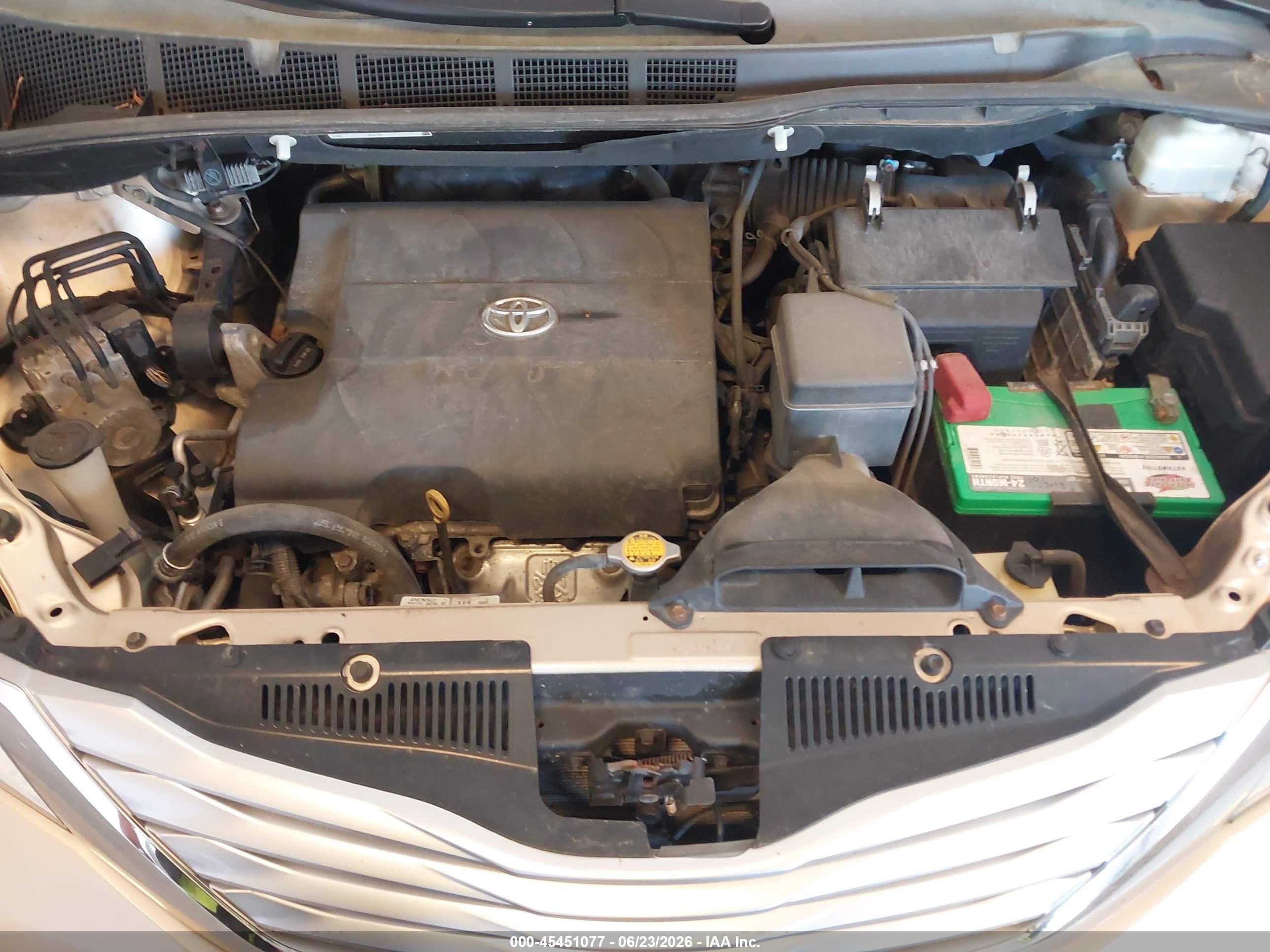 2014 Toyota Sienna Limited 7 Passenger Золотой vin: 5TDDK3DC4ES073250