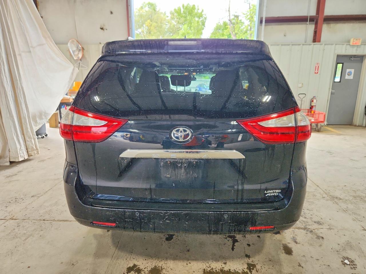 2015 Toyota Sienna Limited Premium 7-passenger Black vin: 5TDDK3DC4FS100416