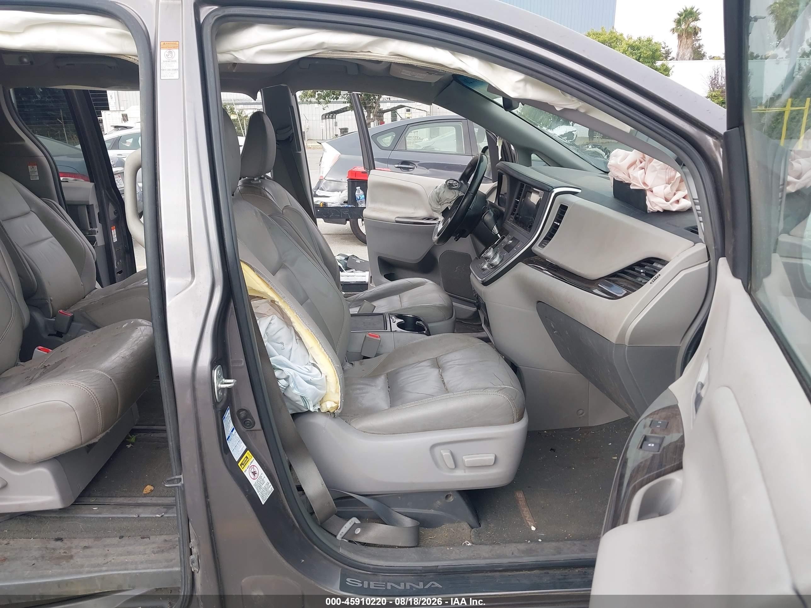 2015 Toyota Sienna Xle Premium 7 Passenger Gray vin: 5TDDK3DC4FS103588