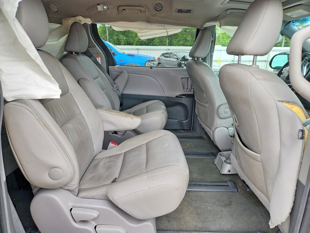 2015 Toyota Sienna Xle Premium 7-passenger Gray vin: 5TDDK3DC4FS109777