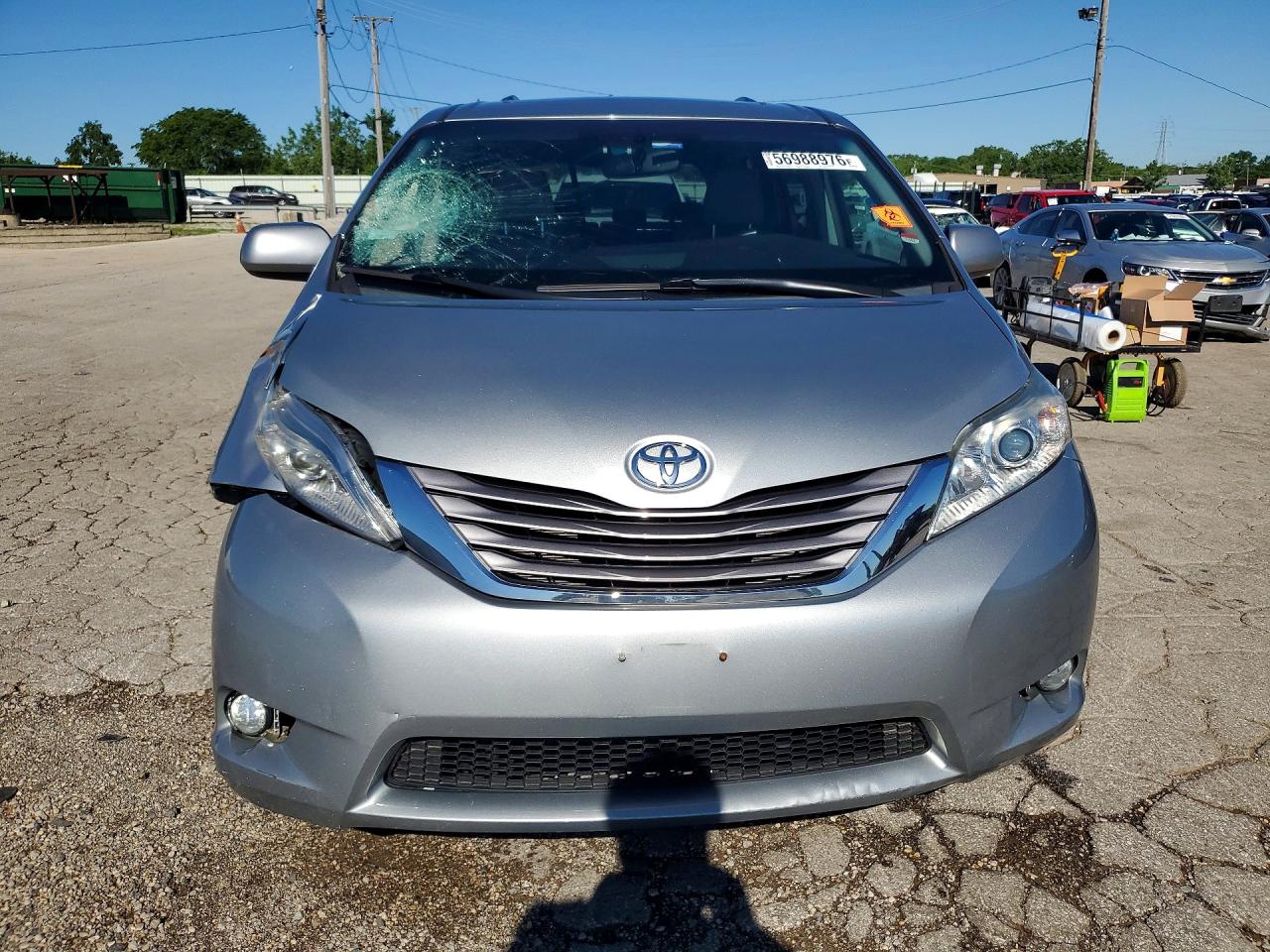 2015 Toyota Sienna Xle 7-passenger Silver vin: 5TDDK3DC4FS119466