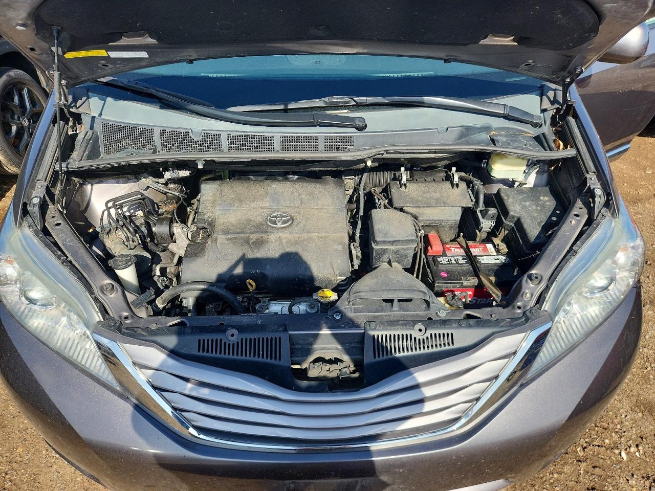 2015 Toyota Sienna Silver vin: 5TDDK3DC4FS125025