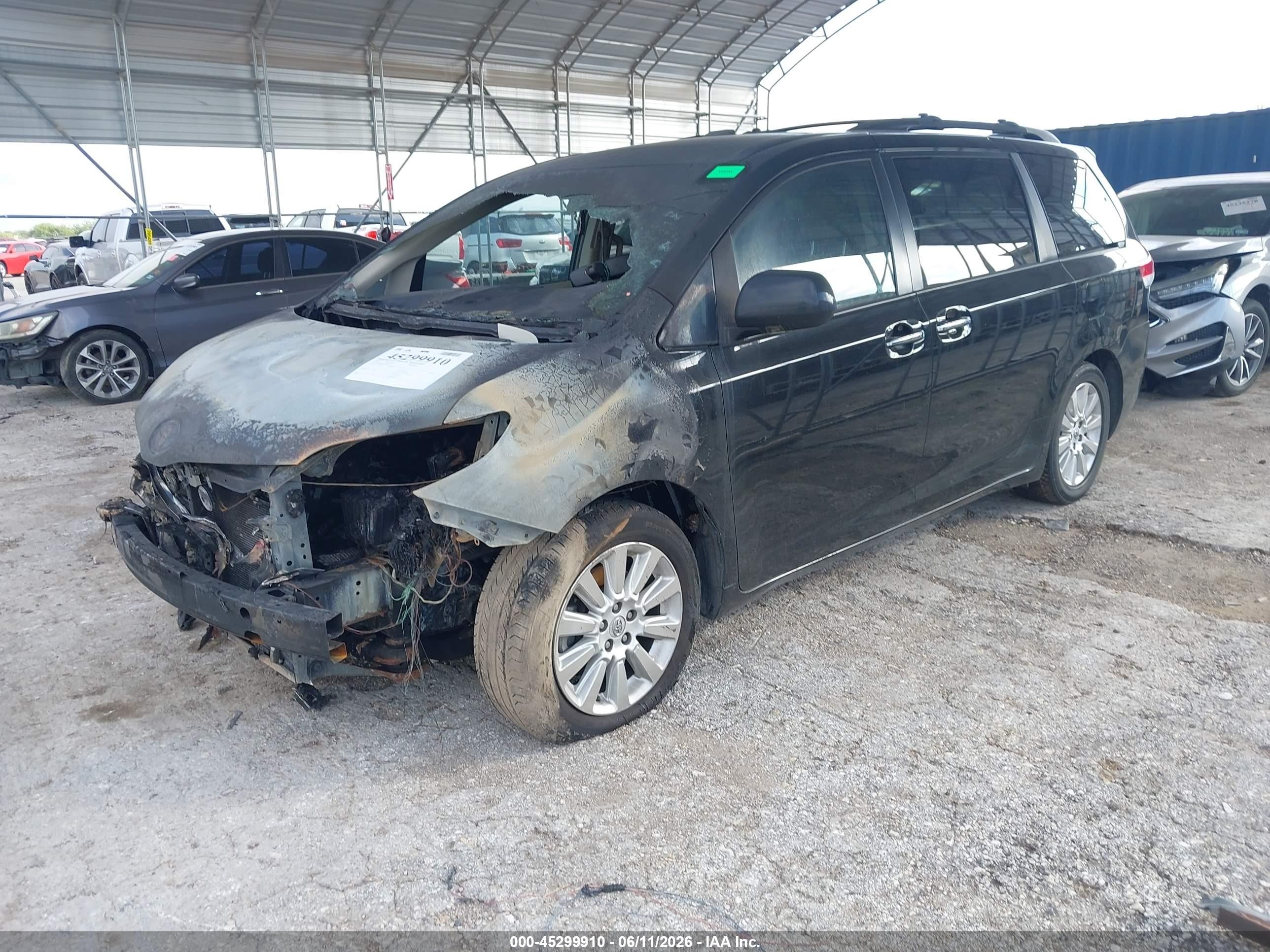 2011 Toyota Sienna Limited Black vin: 5TDDK3DC5BS019371