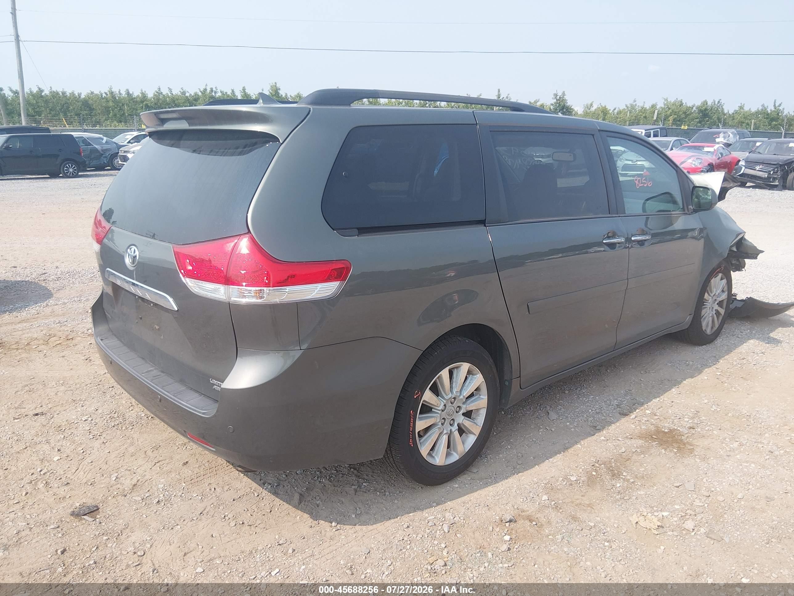 2012 Toyota Sienna Limited 7 Passenger Green vin: 5TDDK3DC5CS039766