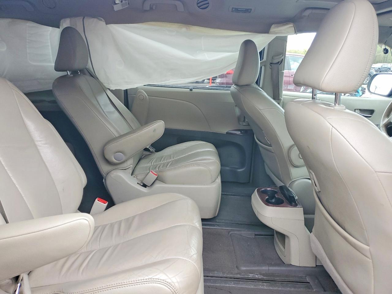 2012 Toyota Sienna Xle 7-passenger Blue vin: 5TDDK3DC5CS043316