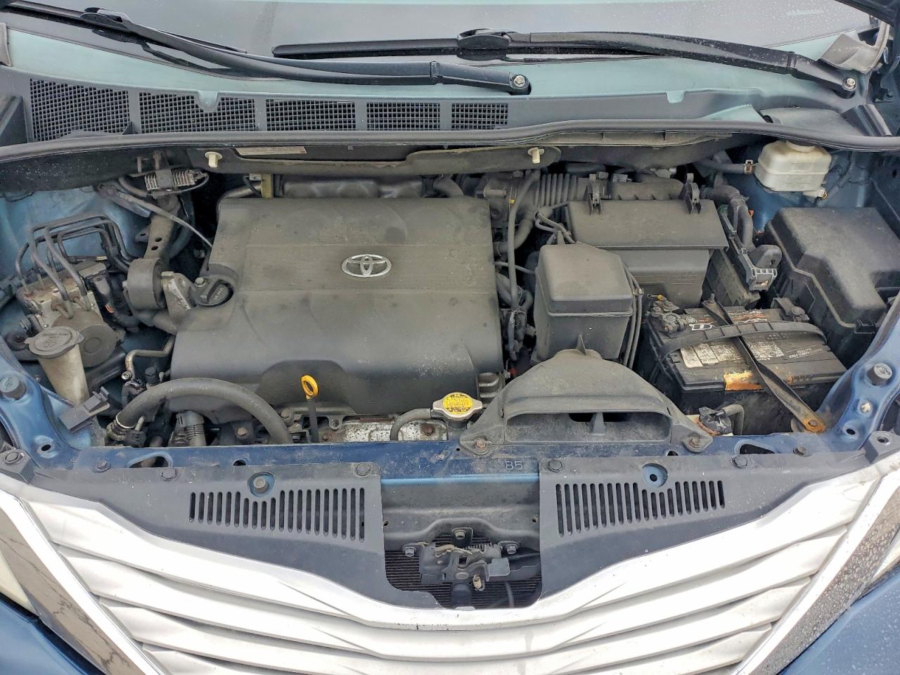 2012 Toyota Sienna Xle 7-passenger Blue vin: 5TDDK3DC5CS043316