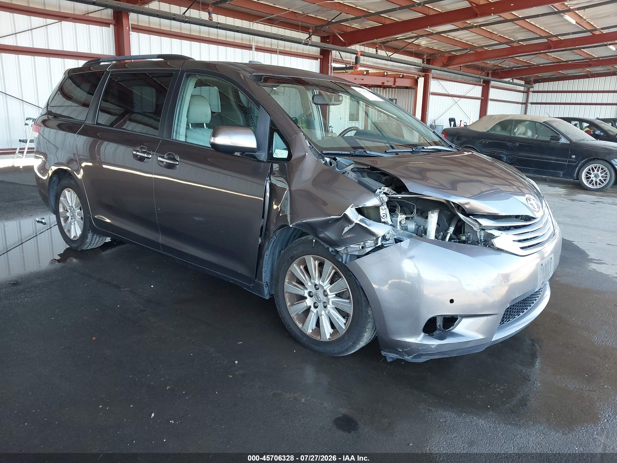 2013 Toyota Sienna Limited 7 Passenger Серый vin: 5TDDK3DC5DS050607