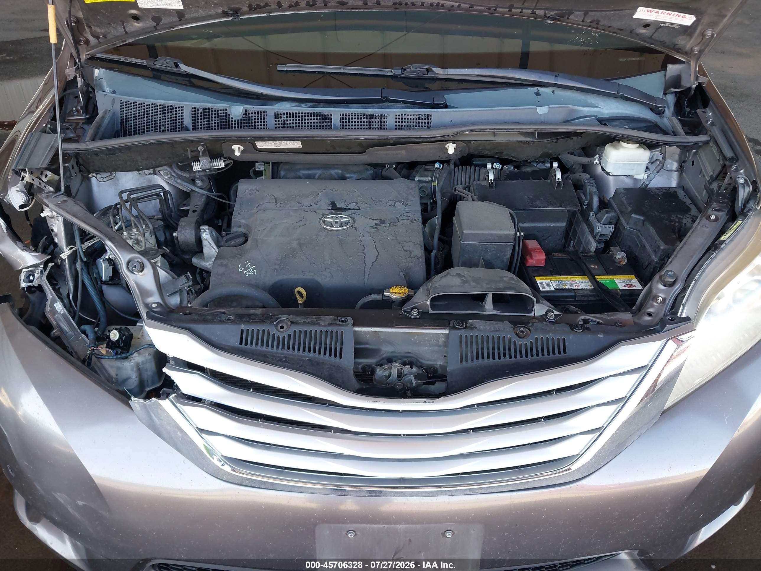 2013 Toyota Sienna Limited 7 Passenger Серый vin: 5TDDK3DC5DS050607