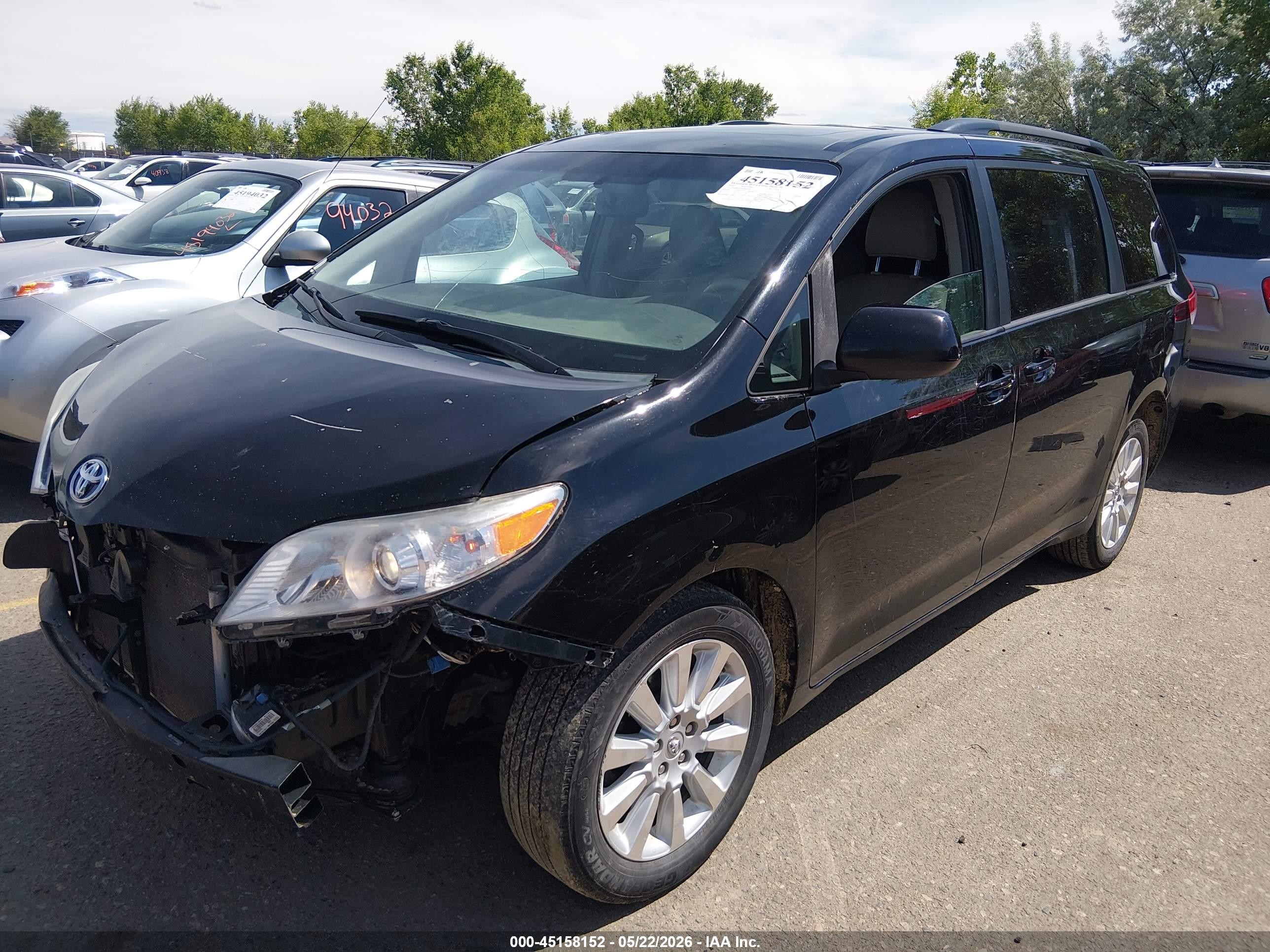 2013 Toyota Sienna Xle 7 Passenger Black vin: 5TDDK3DC5DS052101
