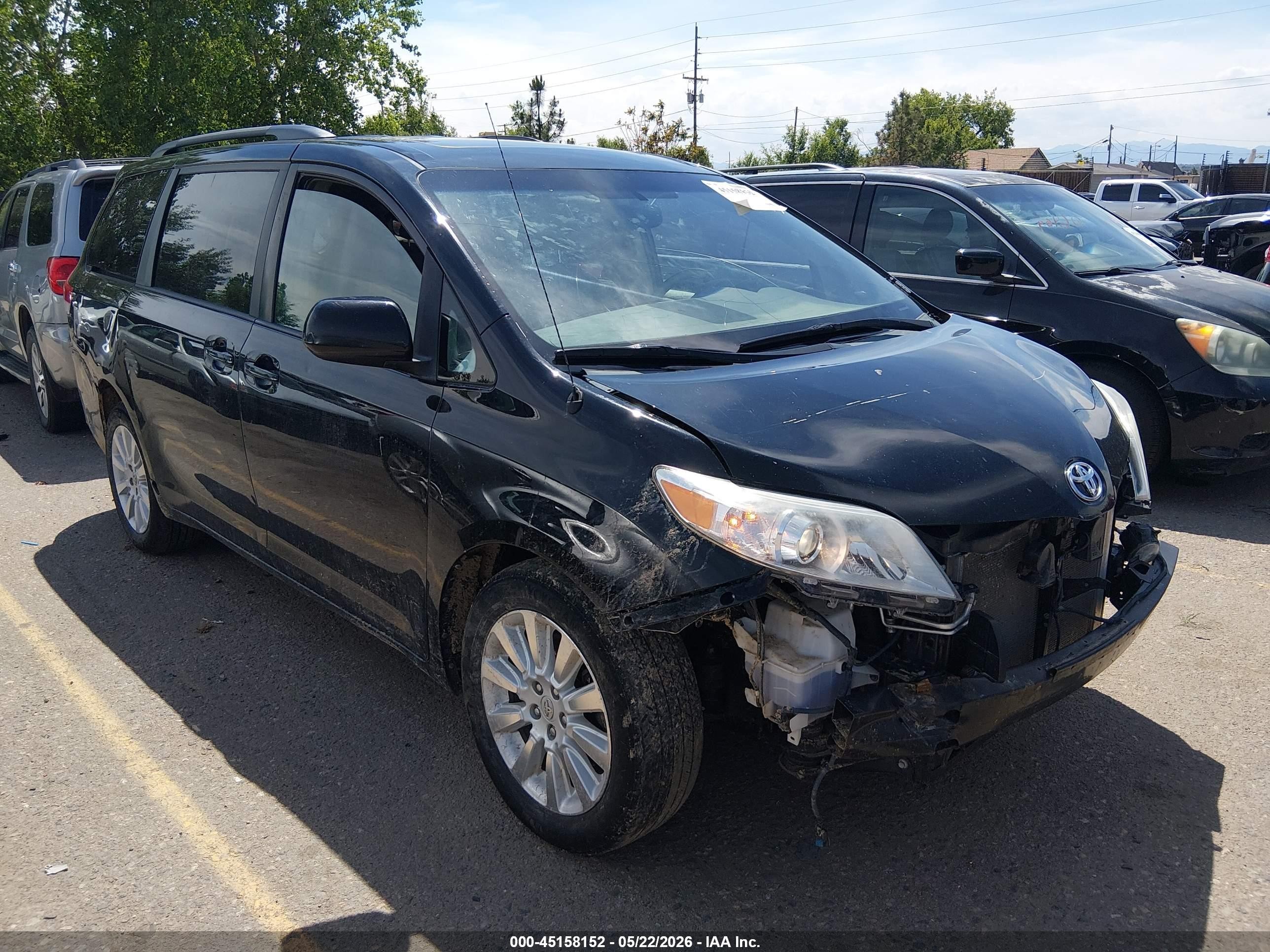2013 Toyota Sienna Xle 7 Passenger Black vin: 5TDDK3DC5DS052101