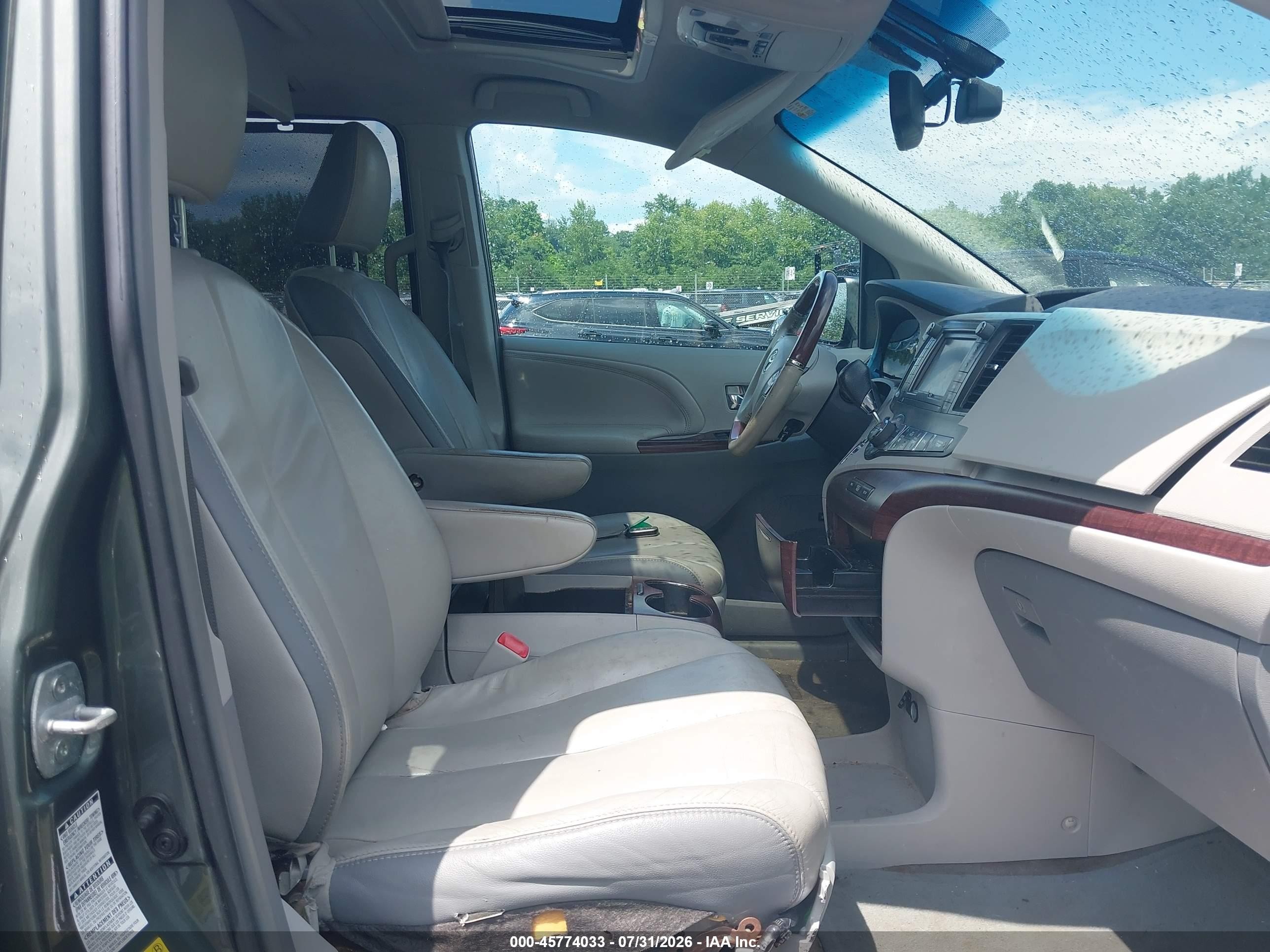 2013 Toyota Sienna Limited 7 Passenger Teal vin: 5TDDK3DC5DS065138