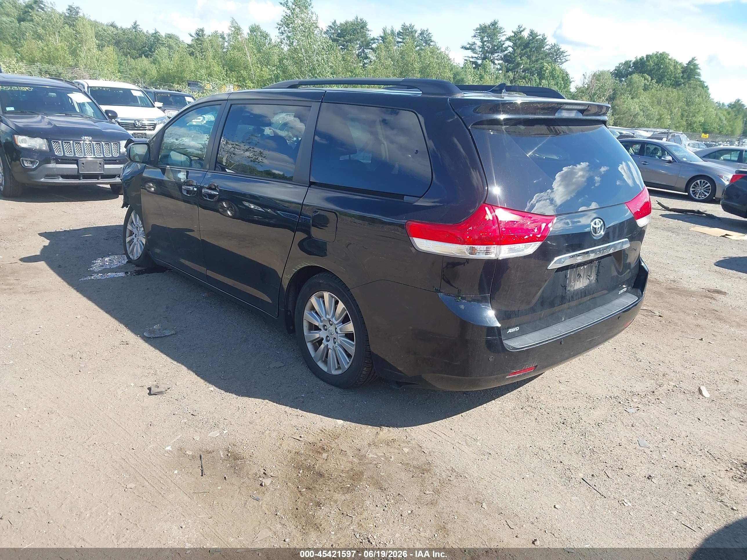 2014 Toyota Sienna Limited 7 Passenger Black vin: 5TDDK3DC5ES071765
