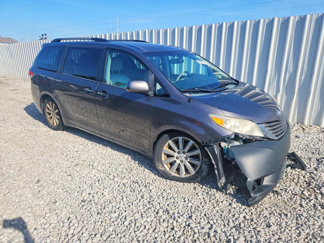 2014 Toyota Sienna Xle 7-passenger Серый vin: 5TDDK3DC5ES078828