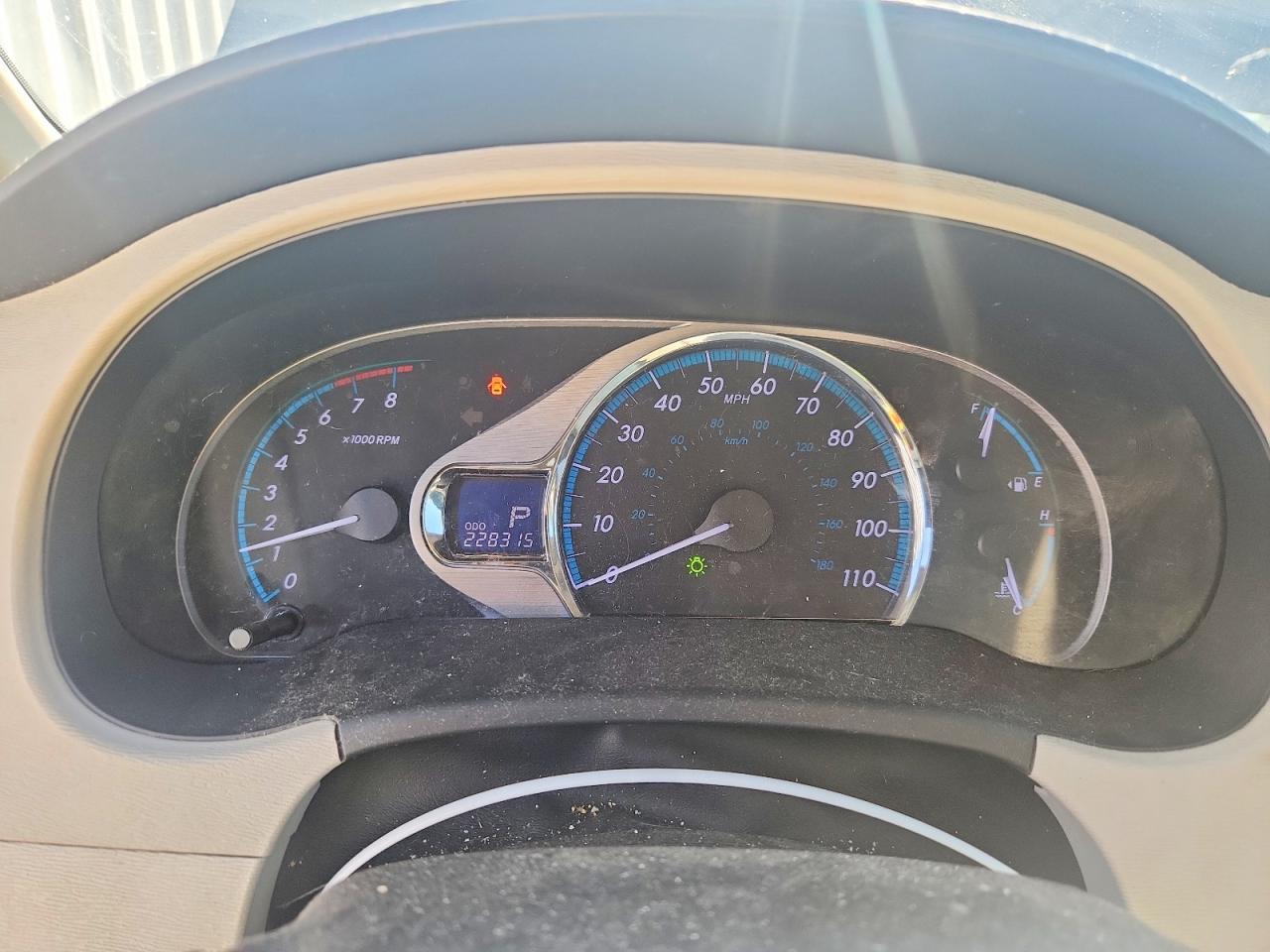 2014 Toyota Sienna Xle 7-passenger Серый vin: 5TDDK3DC5ES078828