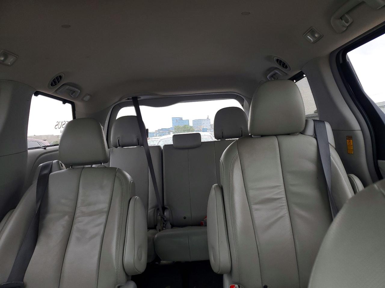 2014 Toyota Sienna Xle 7-passenger Gray vin: 5TDDK3DC5ES078912