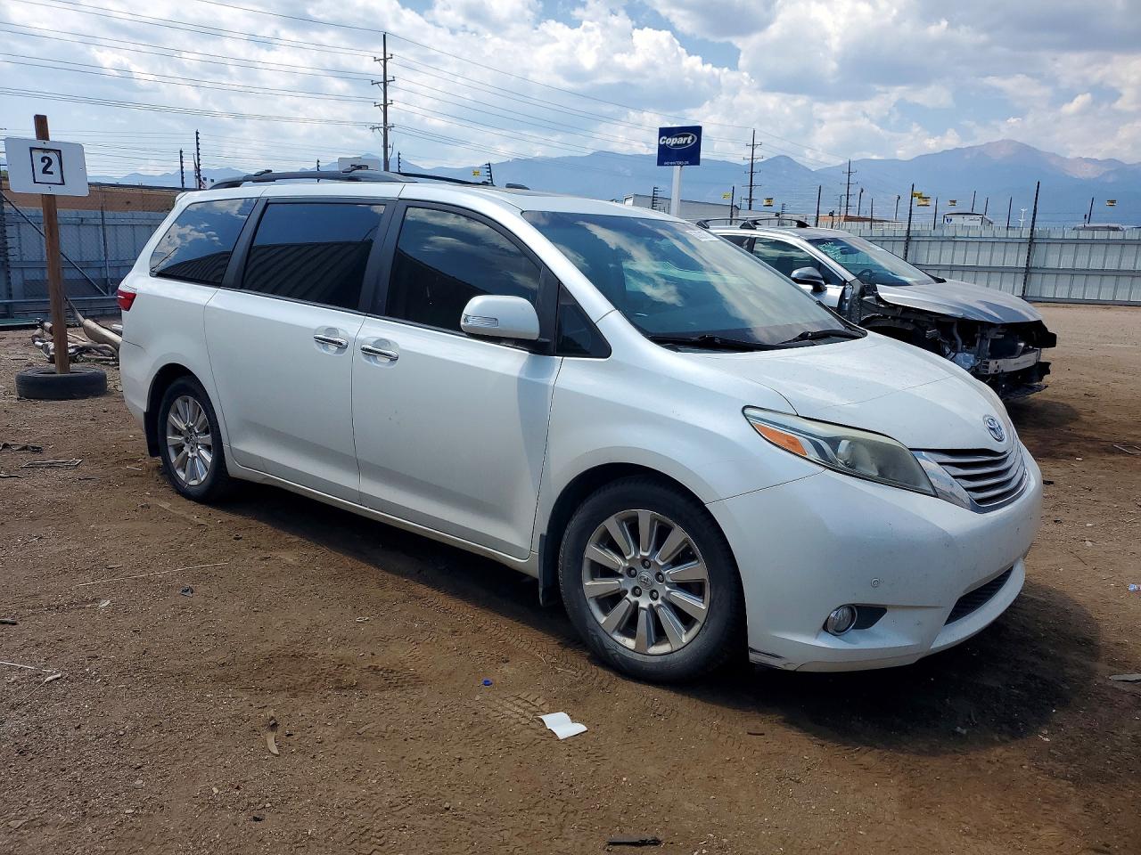 2015 Toyota Sienna Limited 7-passenger Белый vin: 5TDDK3DC5FS105091