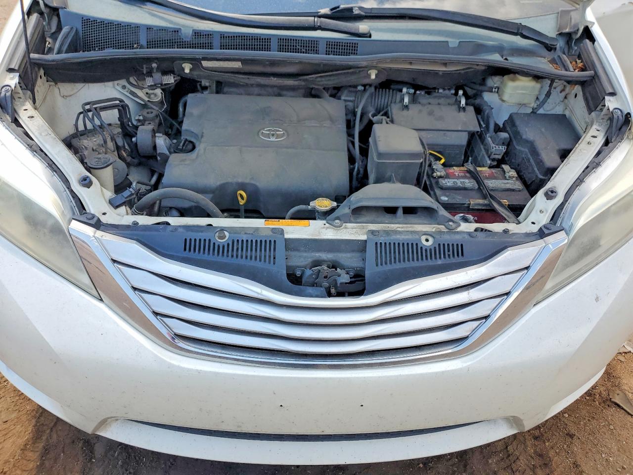 2015 Toyota Sienna Limited 7-passenger Белый vin: 5TDDK3DC5FS105091