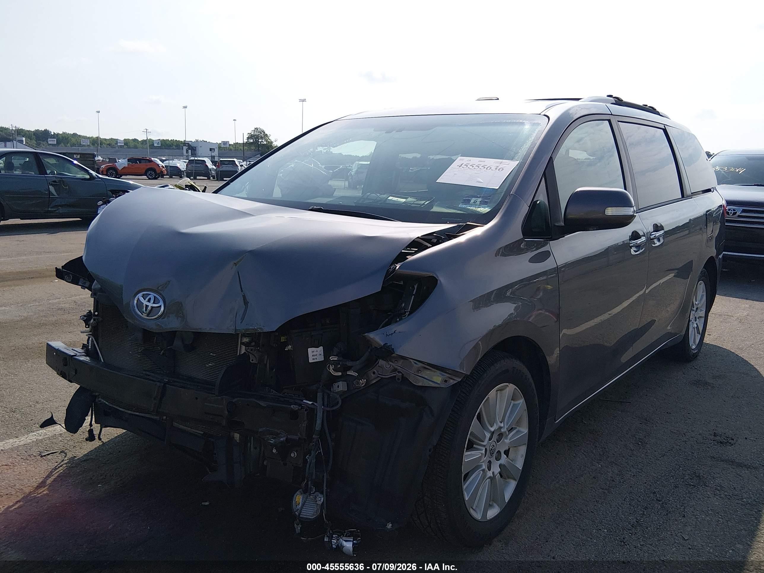 2015 Toyota Sienna Limited Premium 7 Passenger Gray vin: 5TDDK3DC5FS109576
