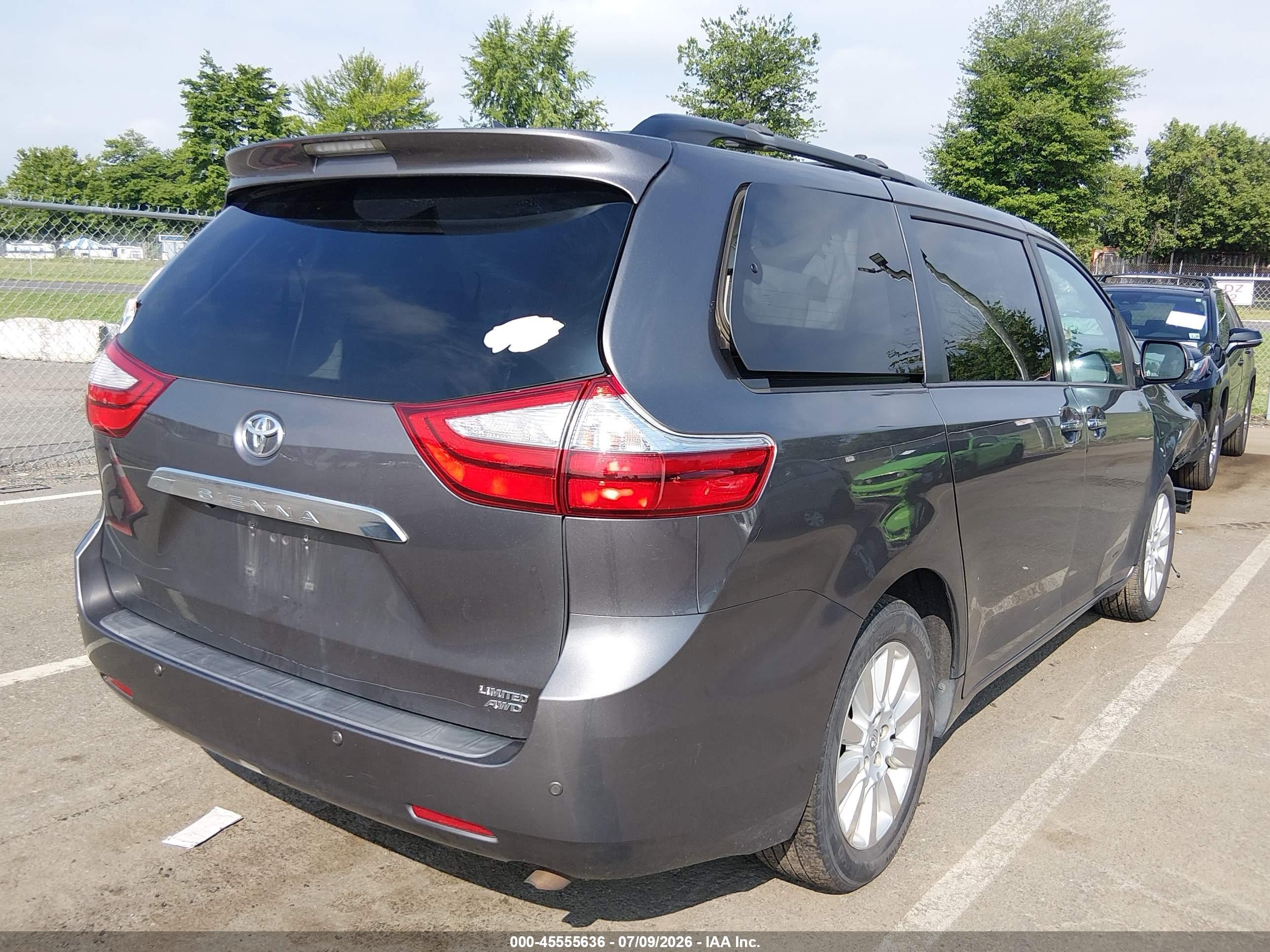 2015 Toyota Sienna Limited Premium 7 Passenger Gray vin: 5TDDK3DC5FS109576