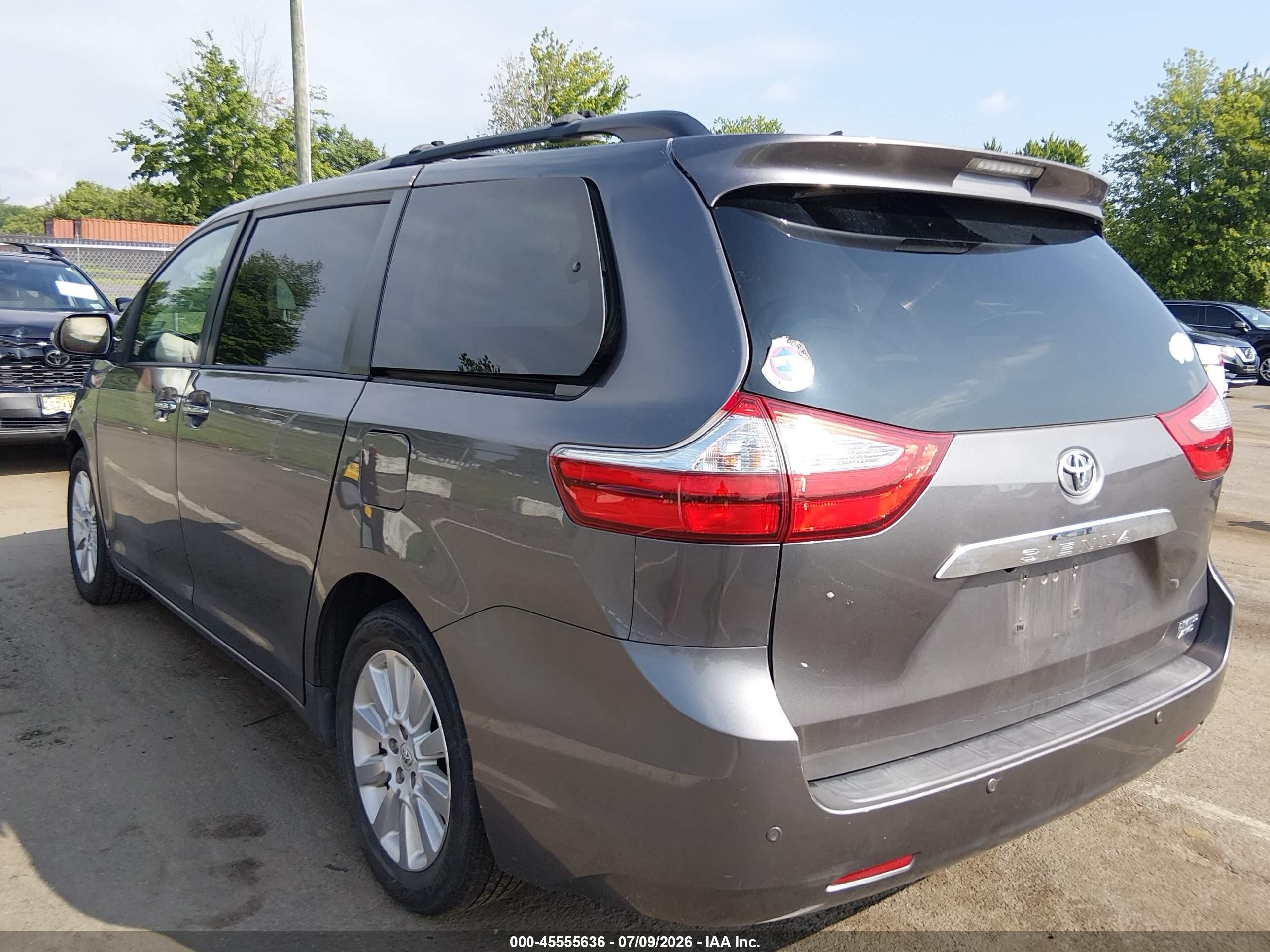 2015 Toyota Sienna Limited Premium 7 Passenger Gray vin: 5TDDK3DC5FS109576