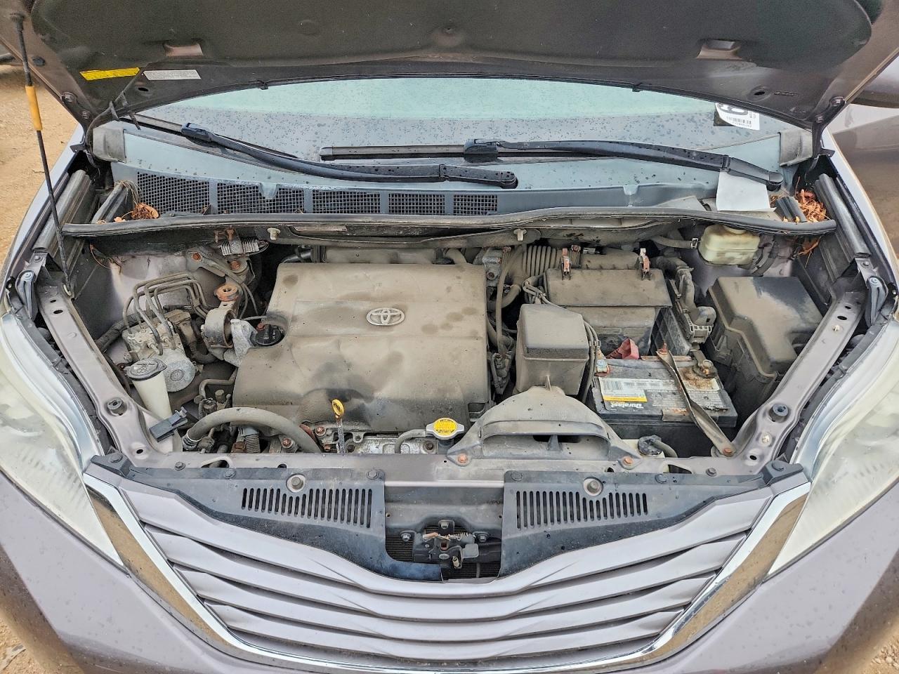2015 Toyota Sienna Xle 7-passenger Серый vin: 5TDDK3DC5FS118133