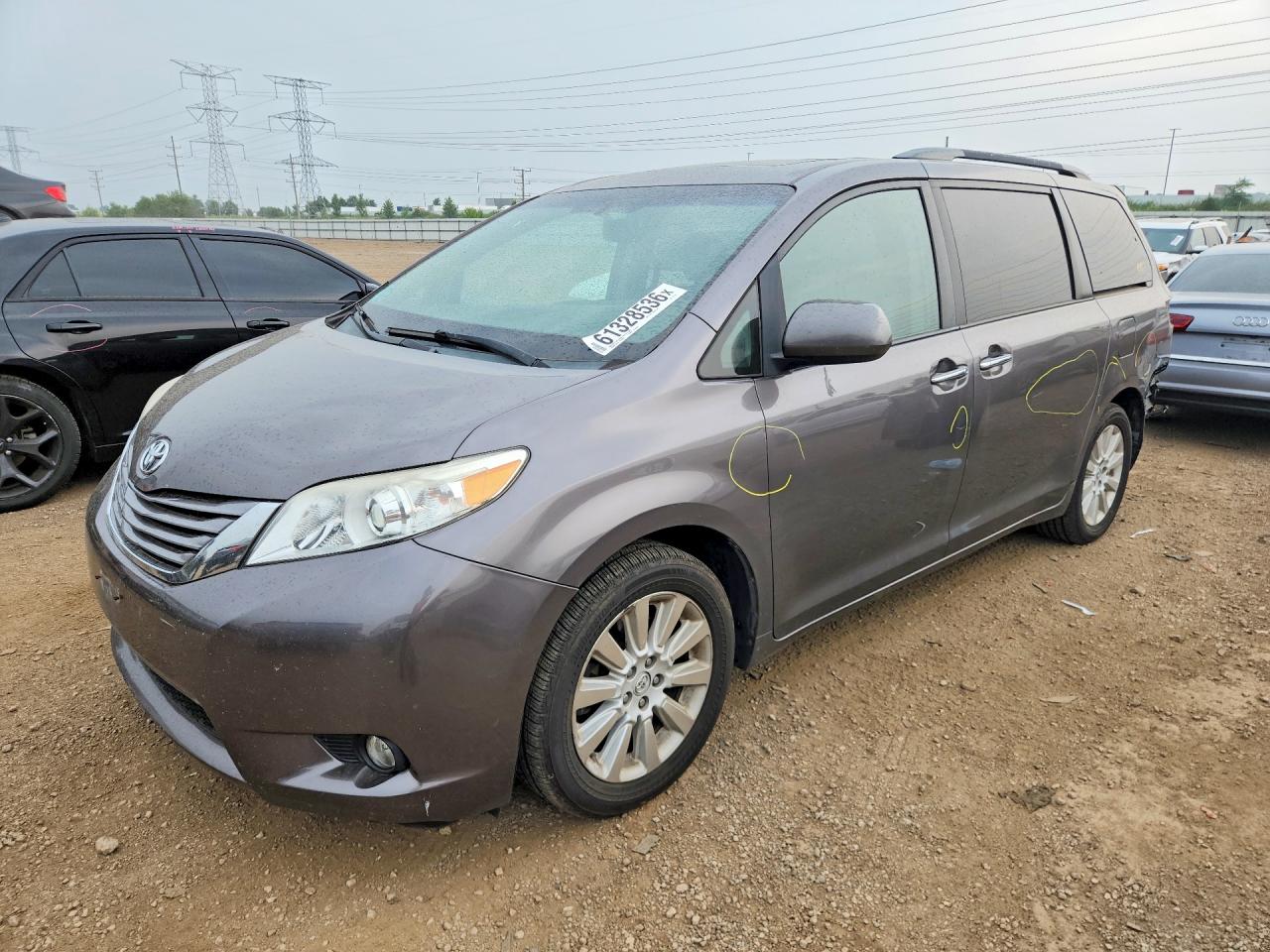 2015 Toyota Sienna Xle 7-passenger Серый vin: 5TDDK3DC5FS118133